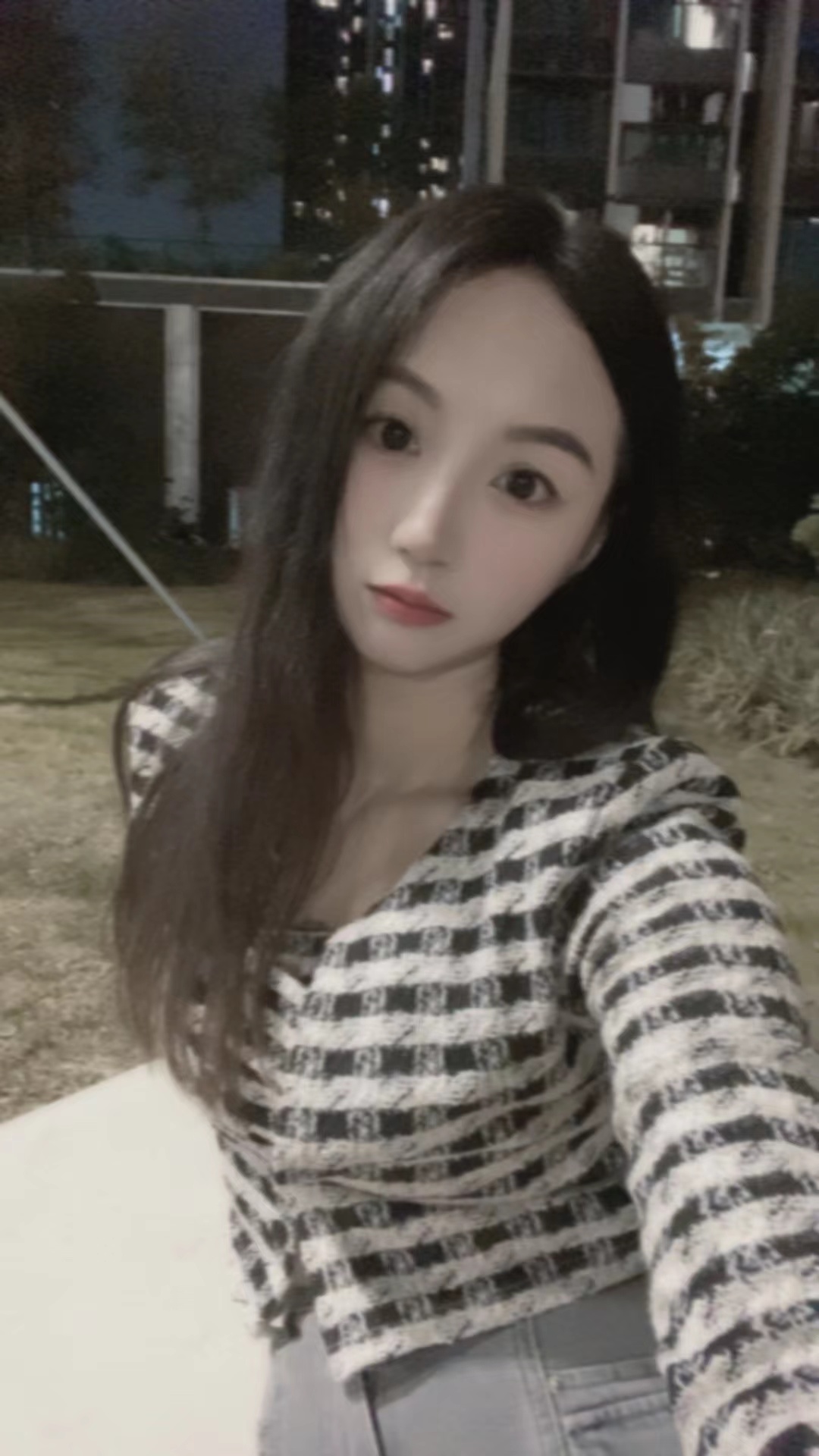 高挑性感兼职美女