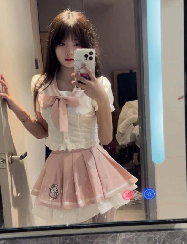 锦江区粉嫩jk援交女友