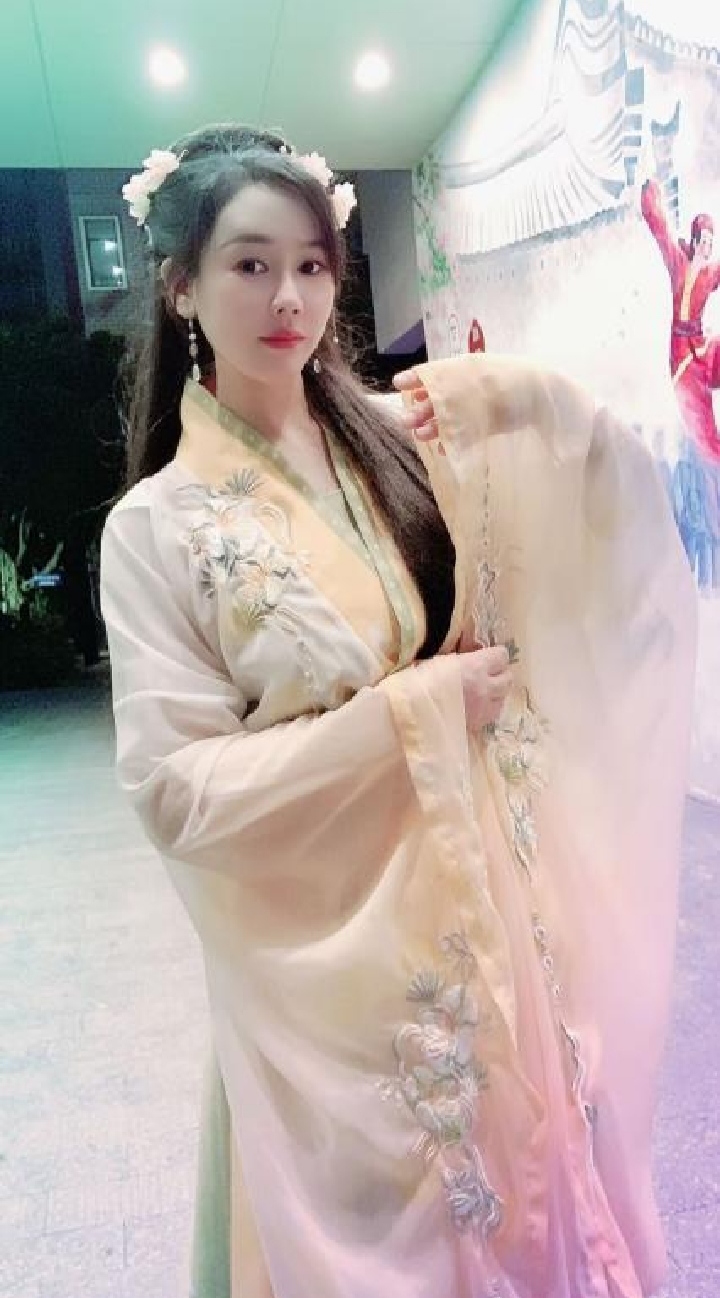 福田欲望强烈大胸美眉