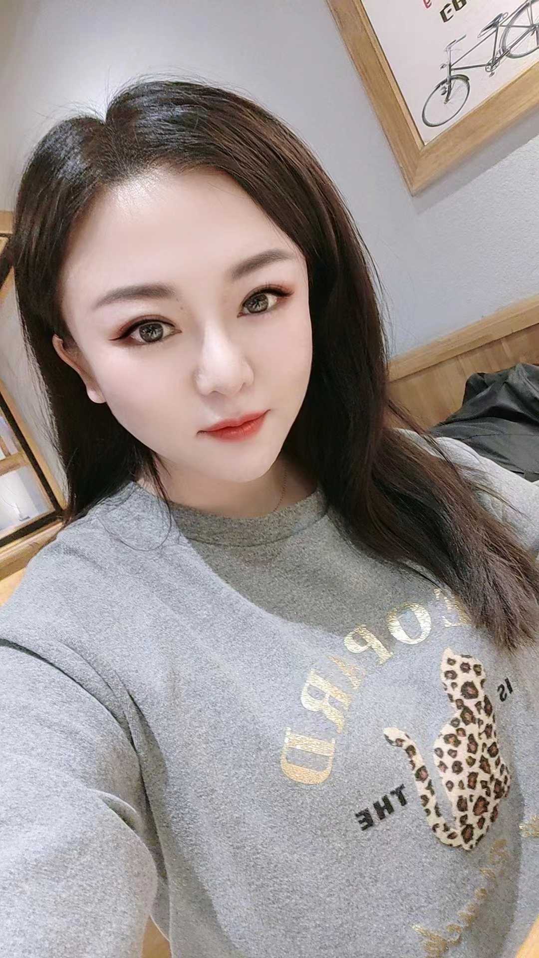 铁西保工圆润辣妞梦梦