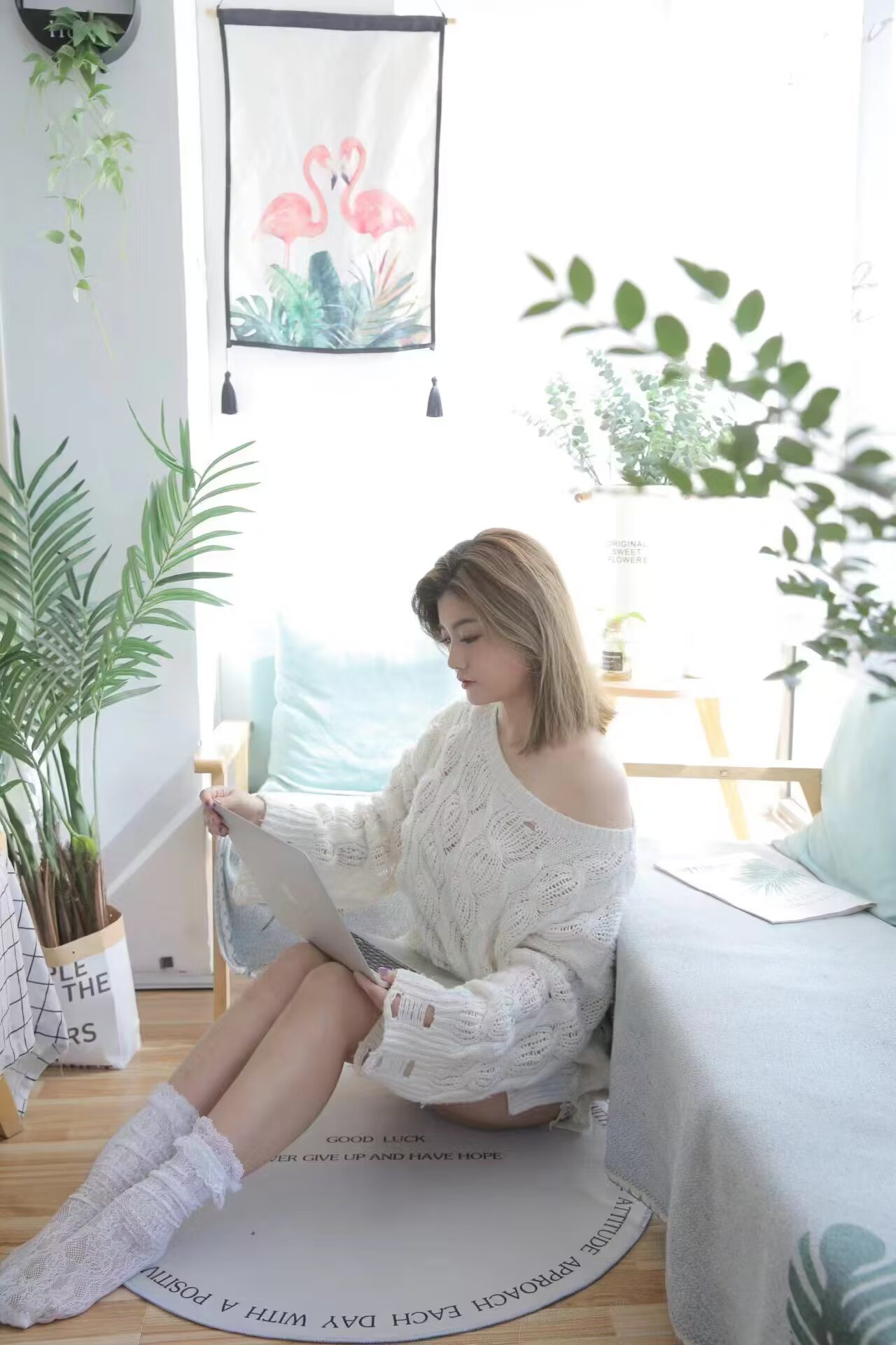 微胖性感小姐姐