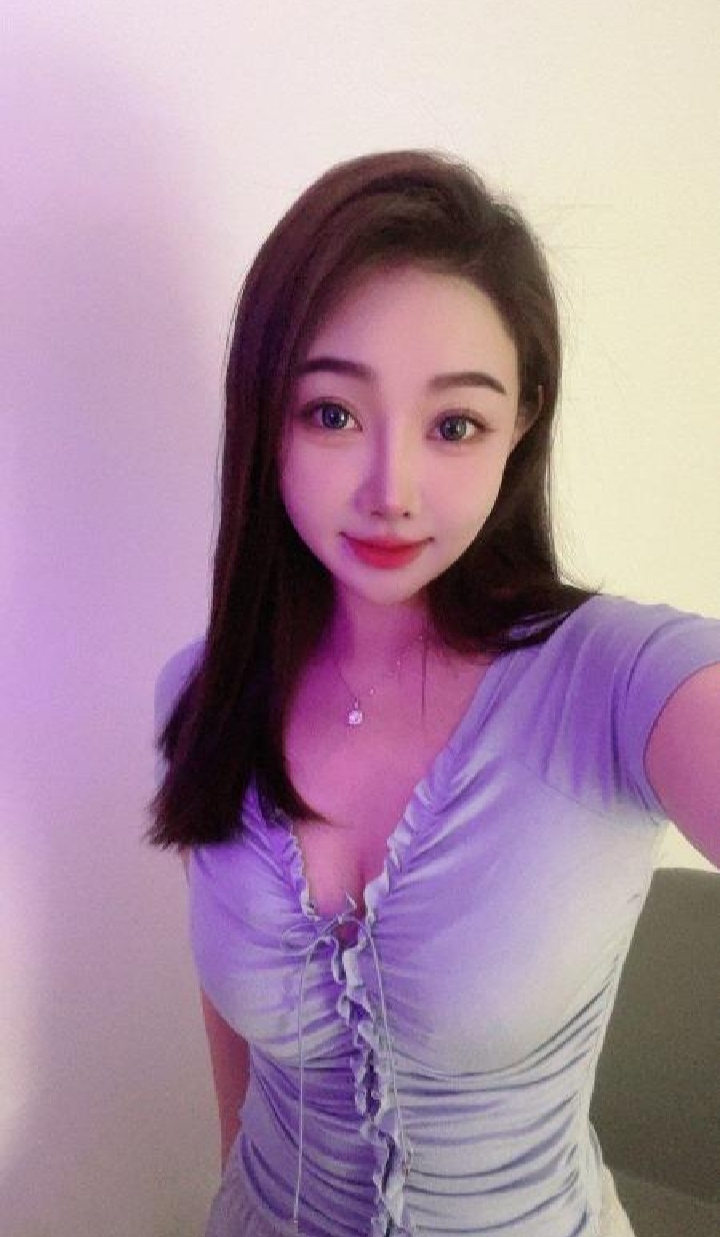 服务系大奶少妇安妮