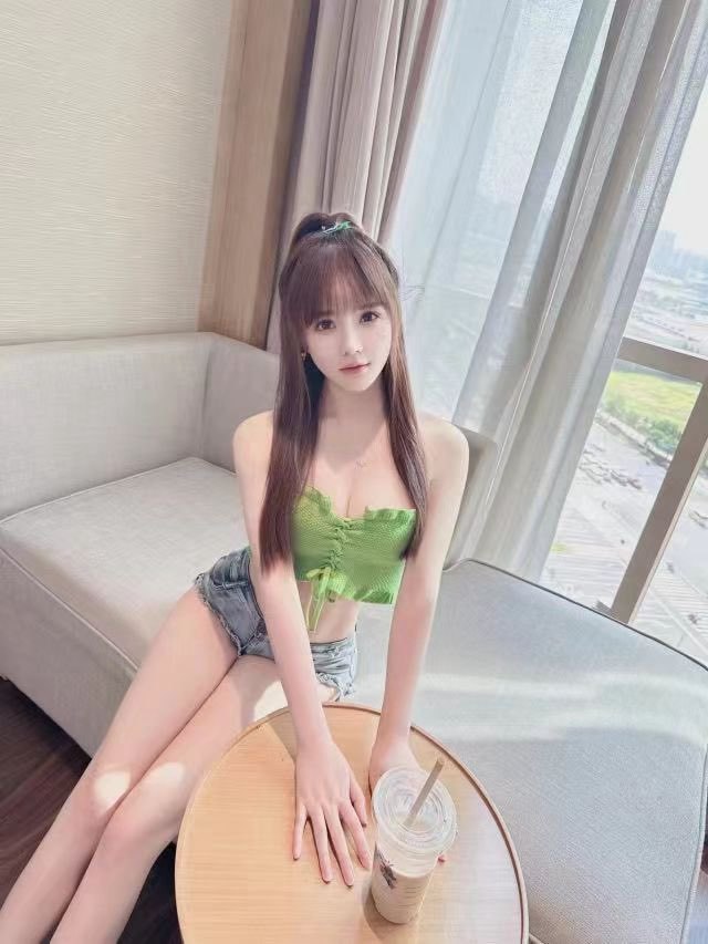 服务超级到位，进门就开始服务，直接到结束，非常刺激