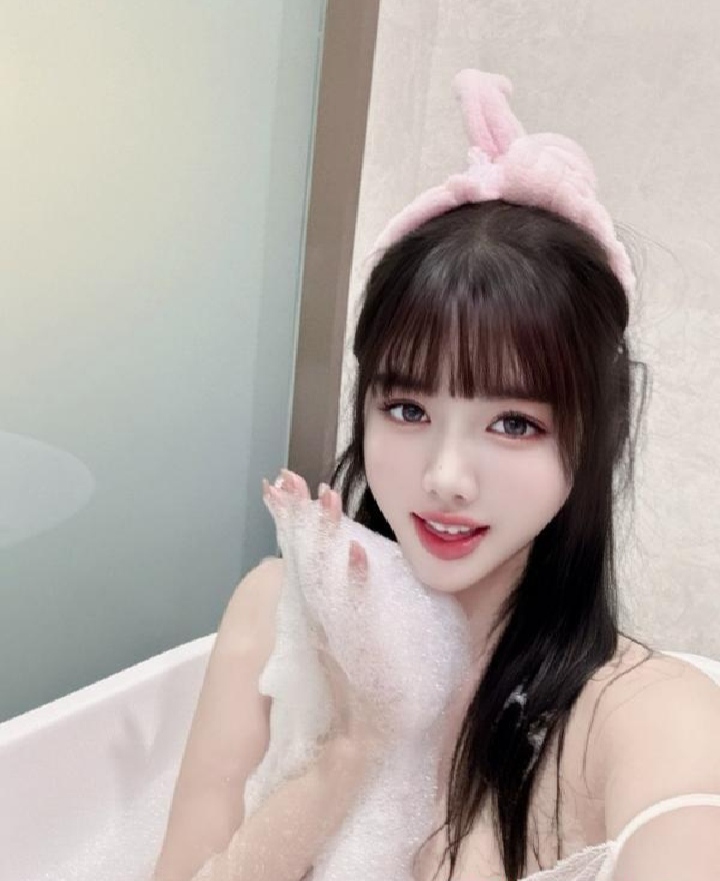 丰台区粉嫩情趣美妞