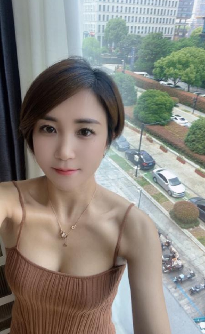 余杭短发少妇冰冰