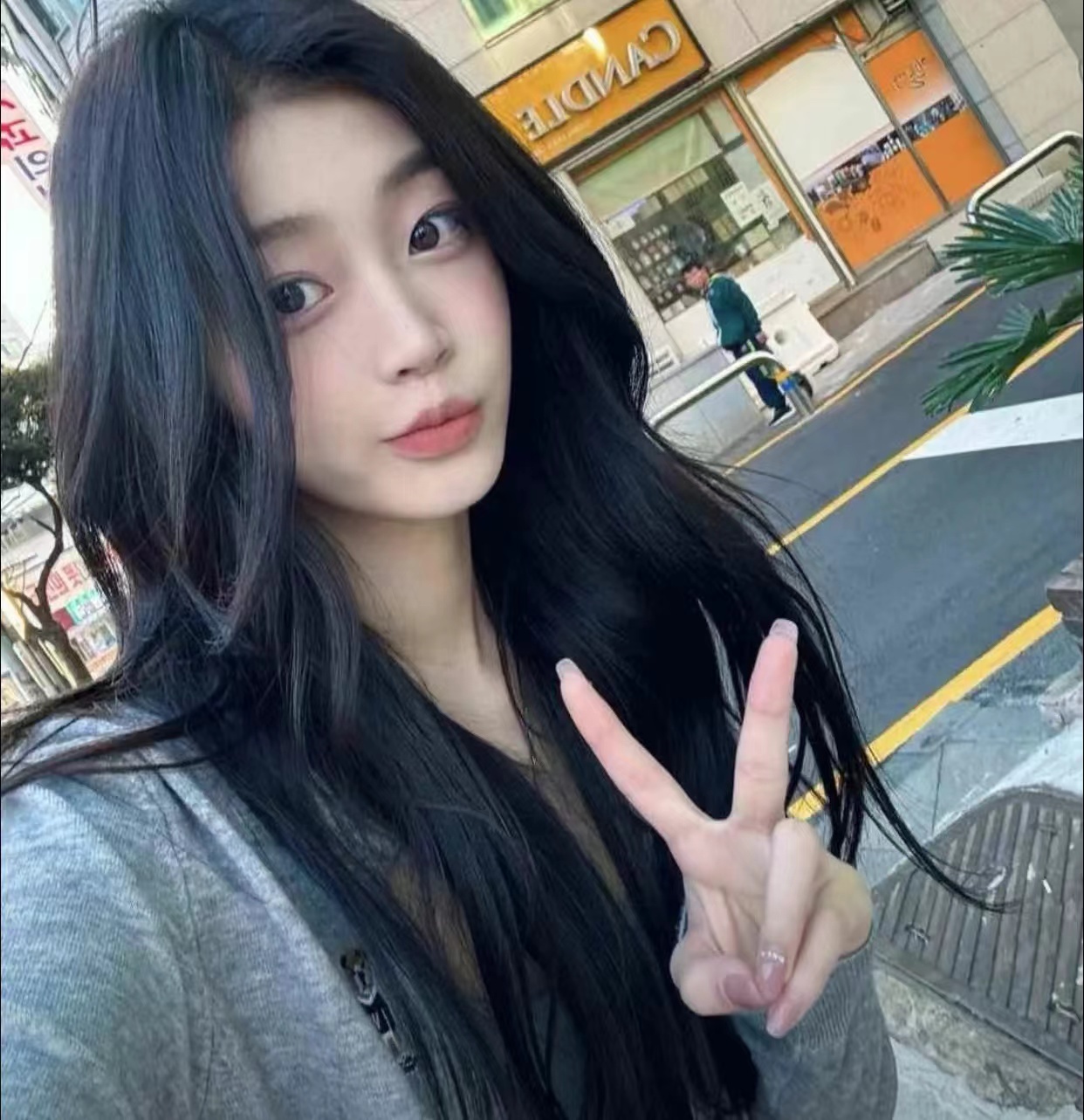 临港挺不错的一个小姐姐