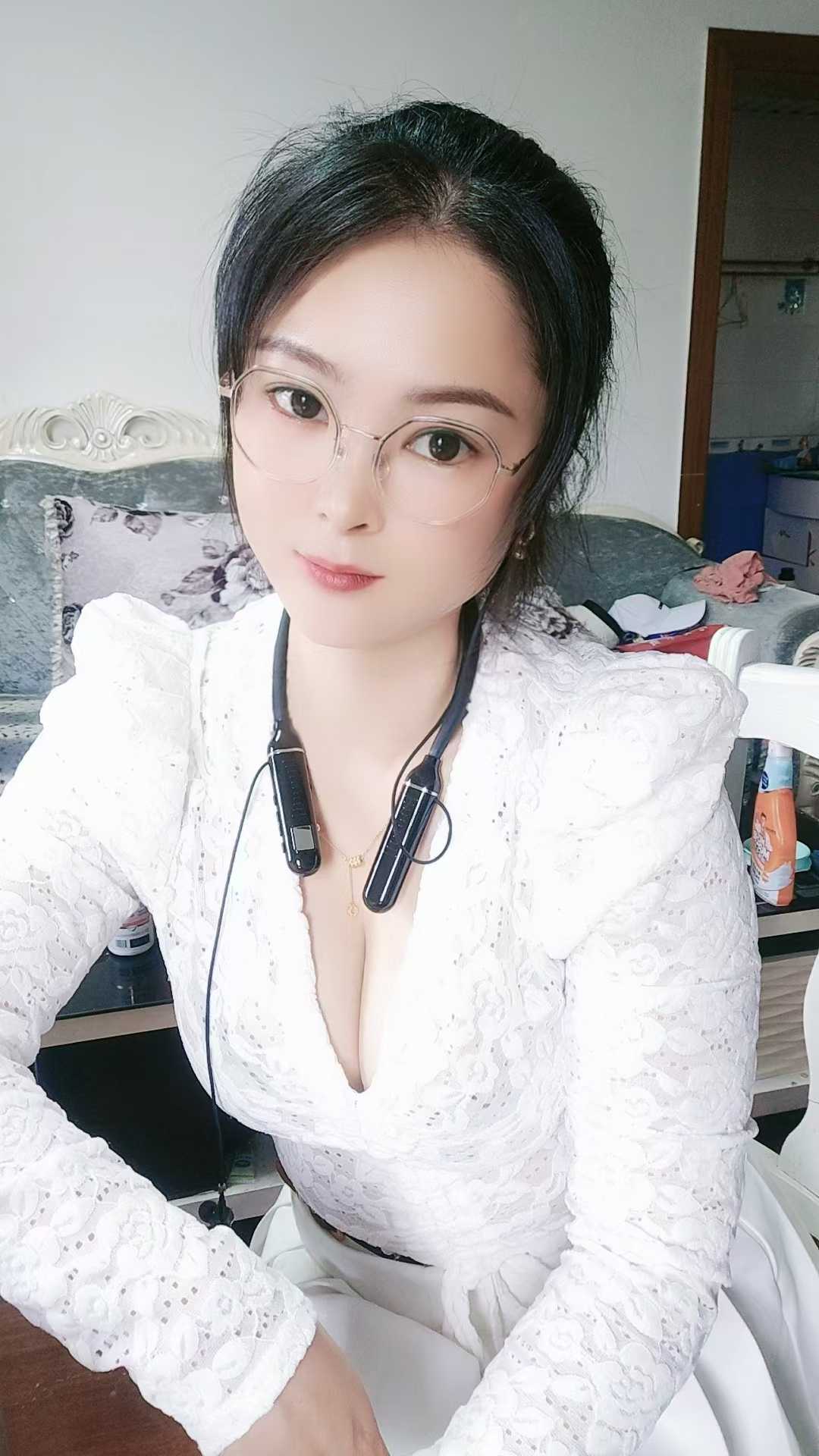 昆山服务系小姐姐