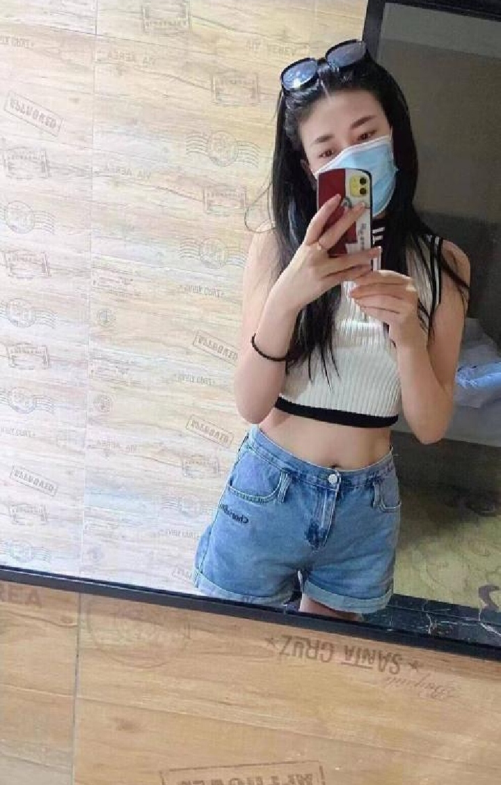 瑶海模特身材兼职晨晨