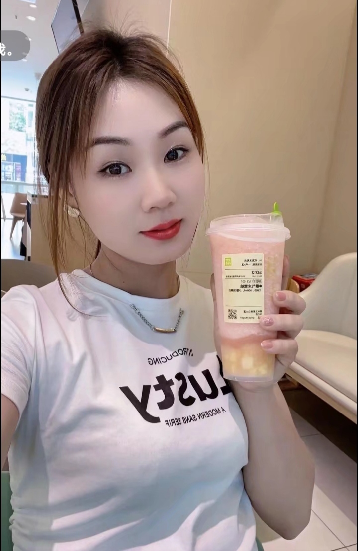 闵行惹火少妇姚姚