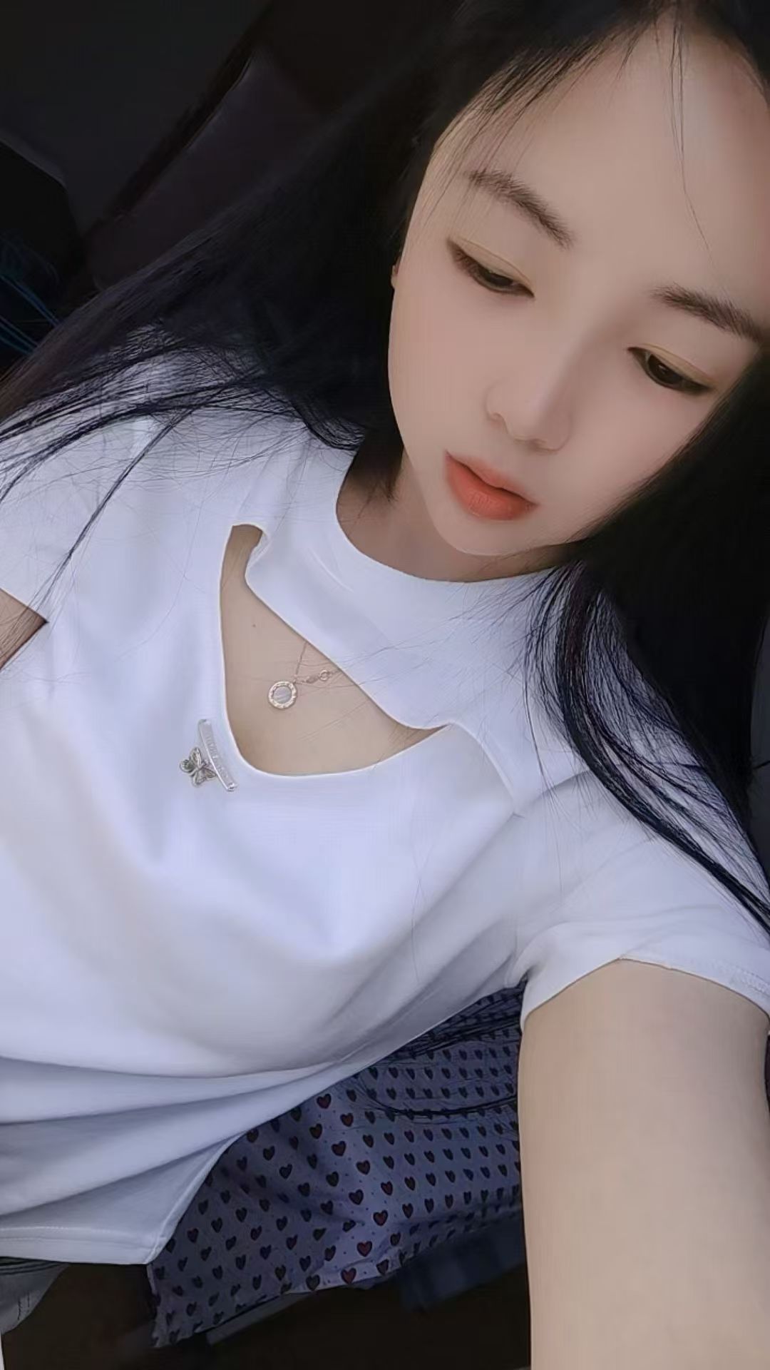 狮山甜妹清新的弯弯