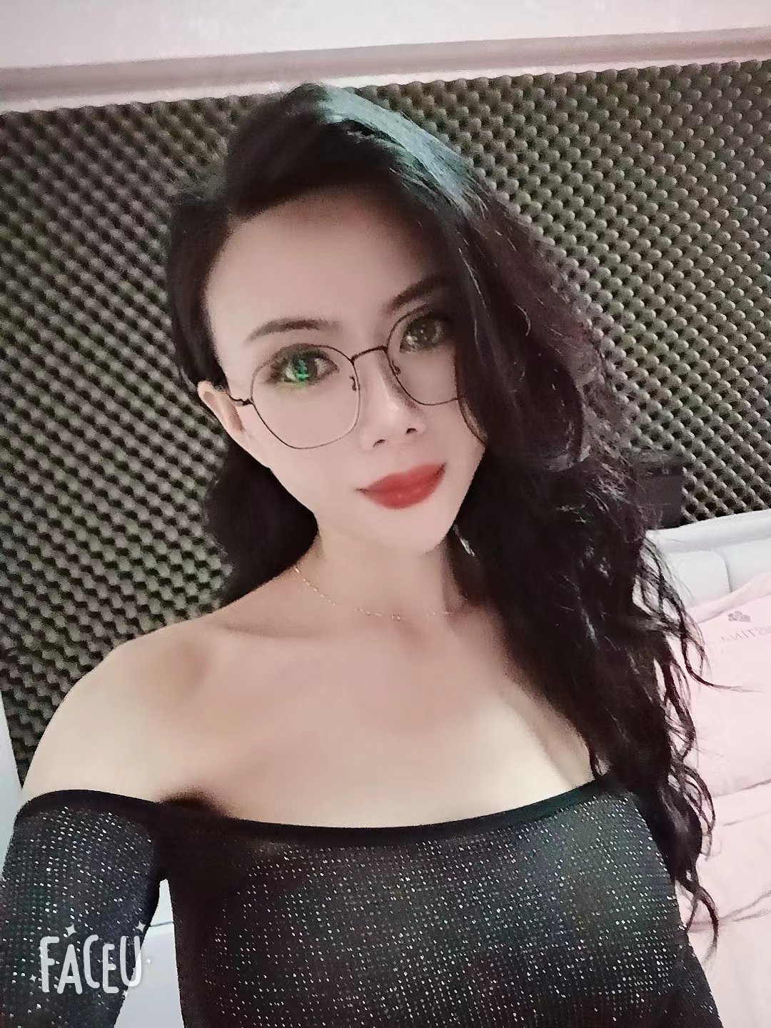 丰台魅惑眼镜少妇冰冰