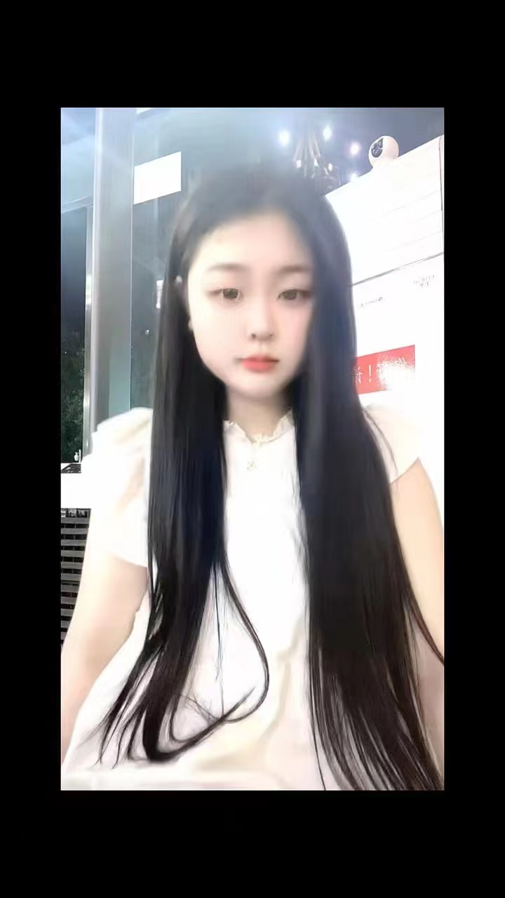 蜀山丰满嫩妹果果