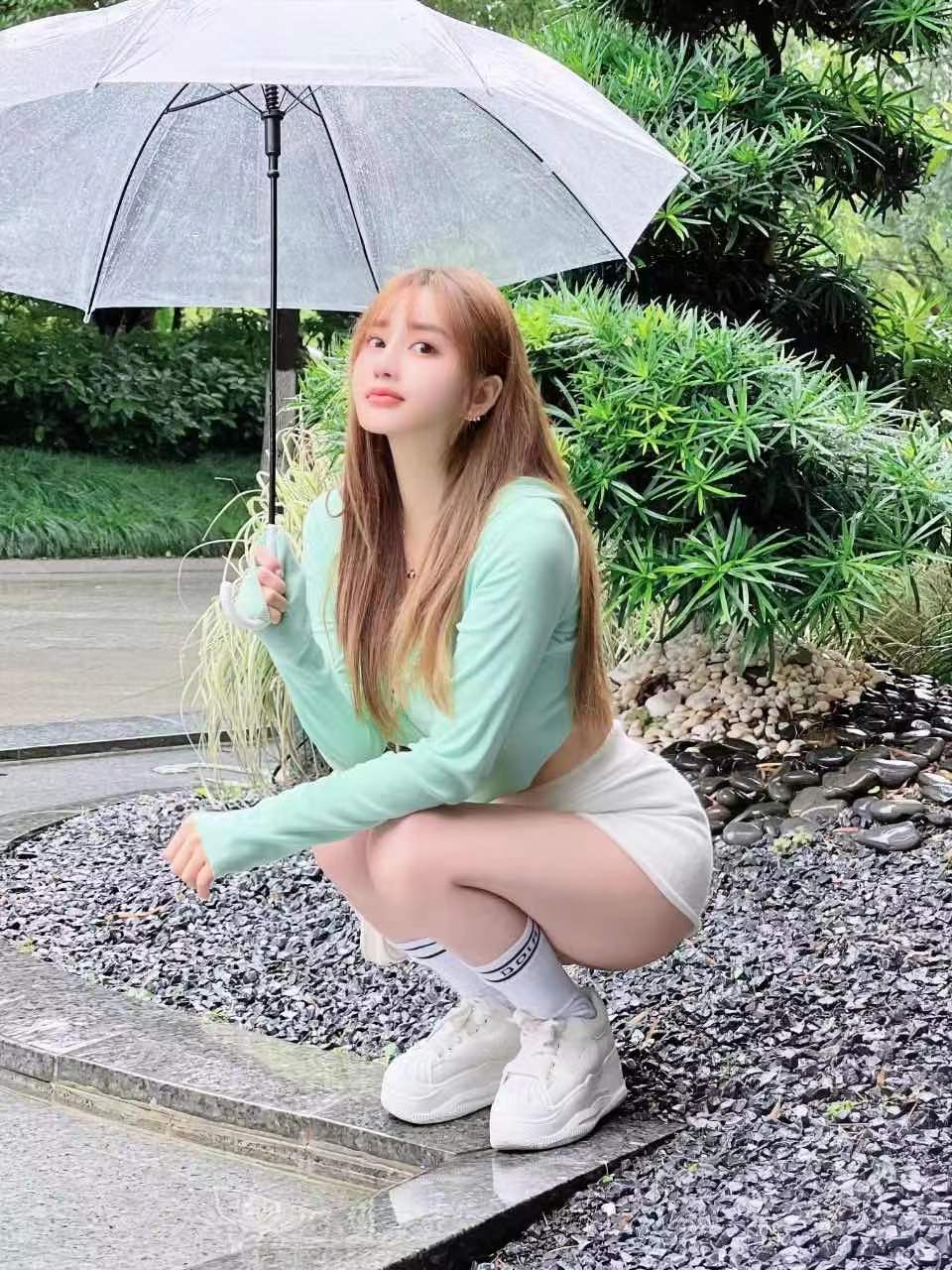 高质量的奶油草莓