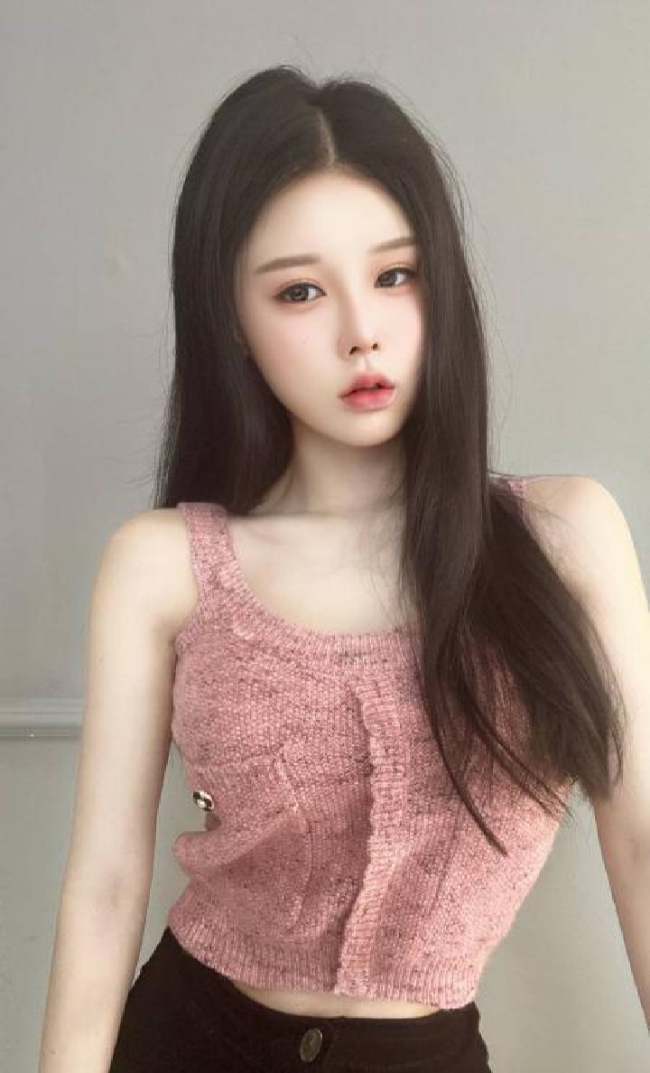 后入细腰长腿惹火馨儿