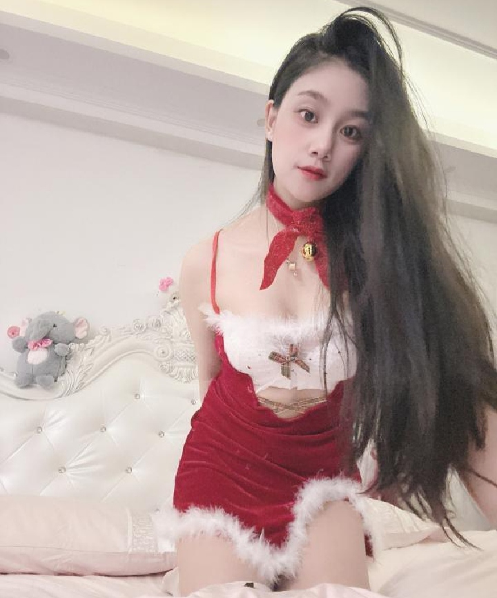 体验异域风情普拉提美女