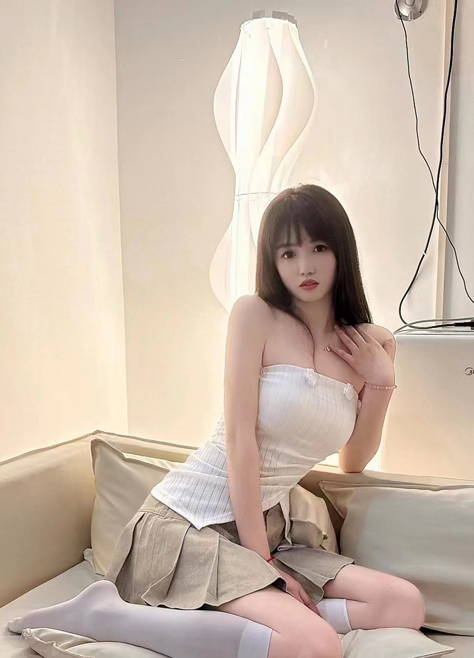 洪山区兼职学生嫩妞尤娜