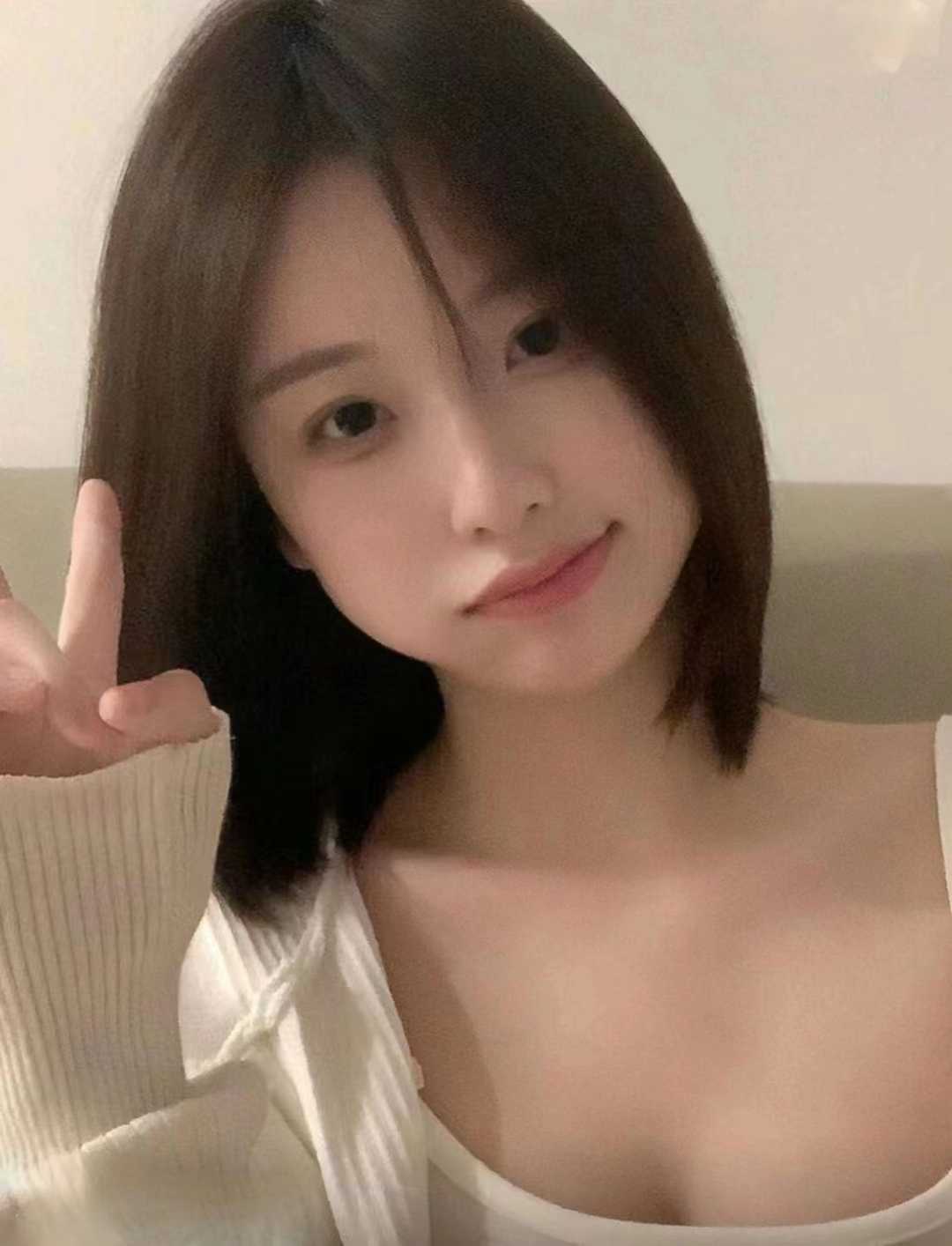 朝阳白嫩小妞婷婷