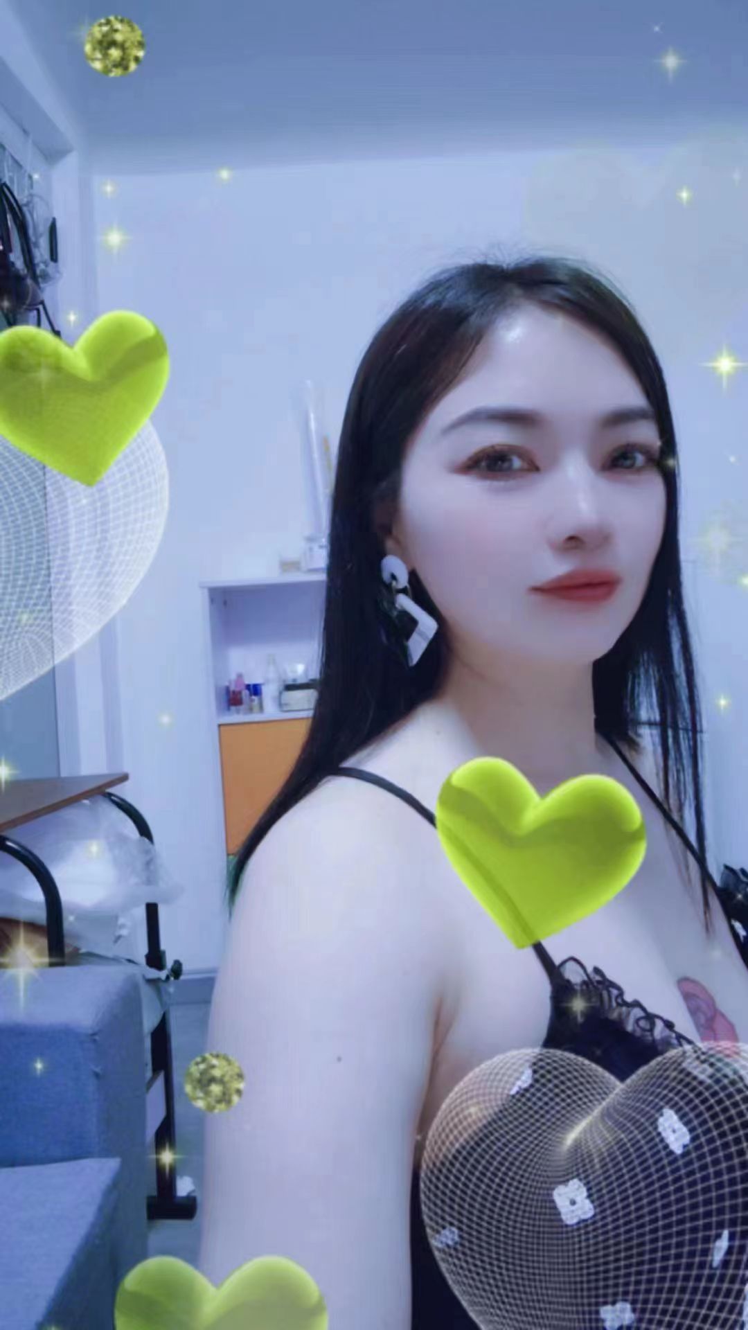 宝安丰润惹火小少妇