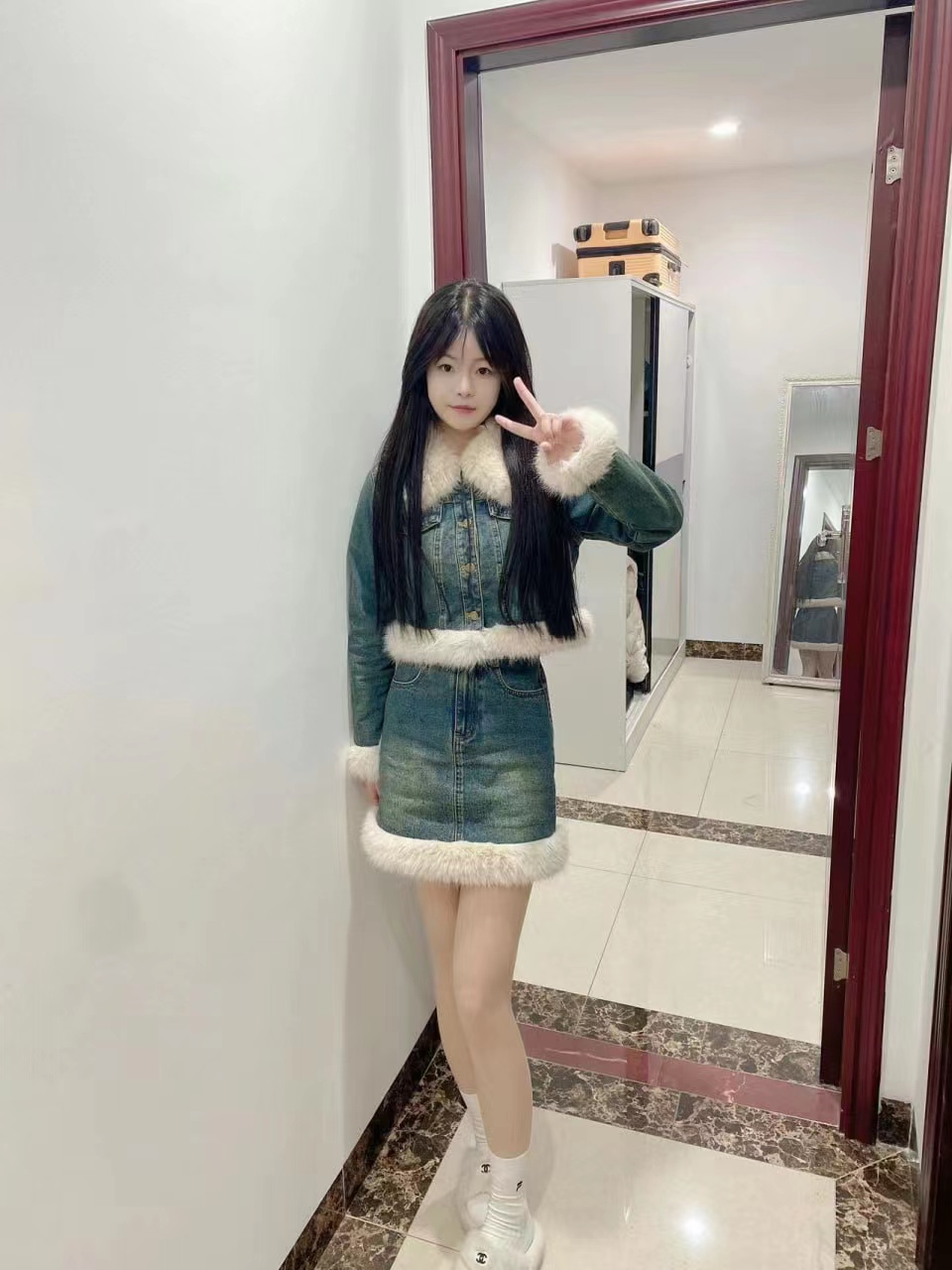 活很好的一个小姑娘