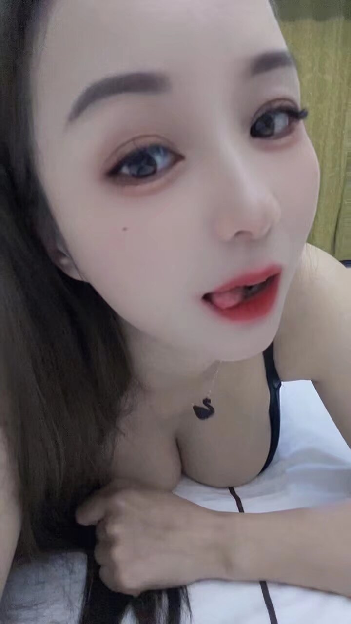 00后可以制服诱惑还是不错的