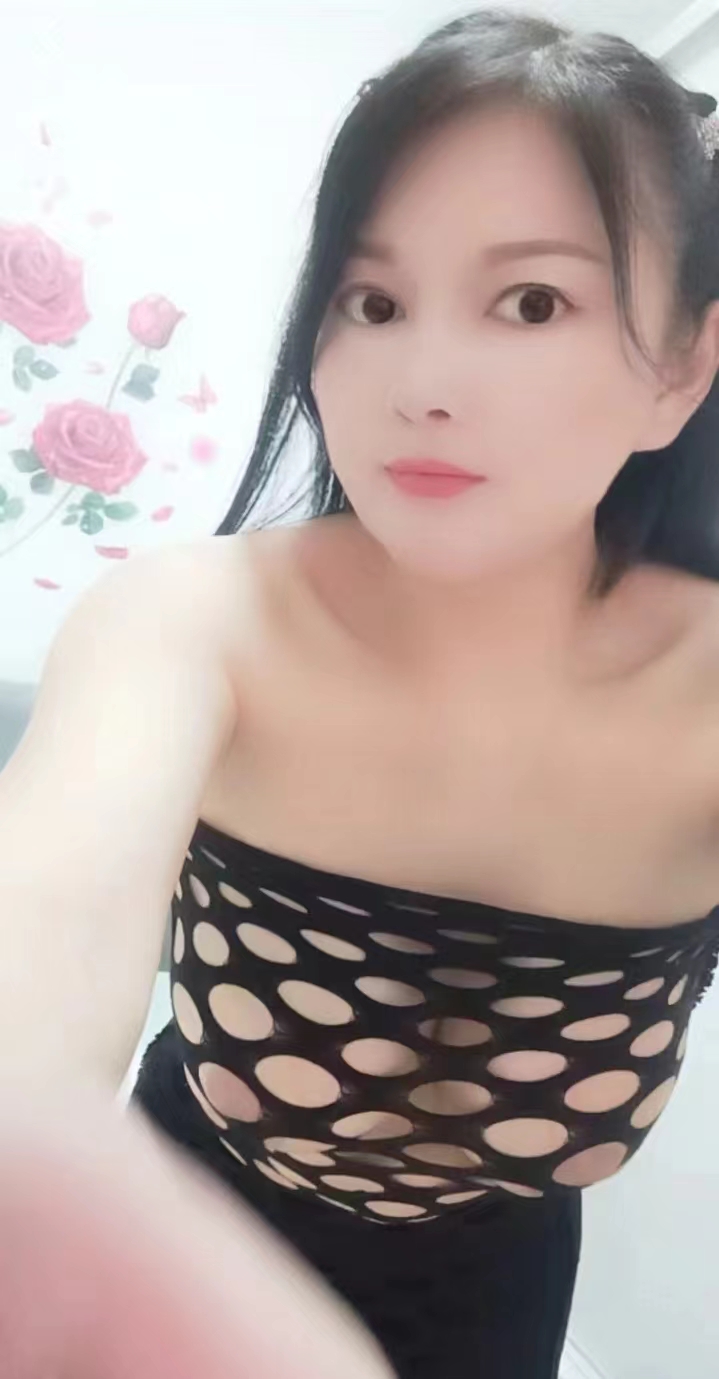 洪山虎泉丰满诱人草莓