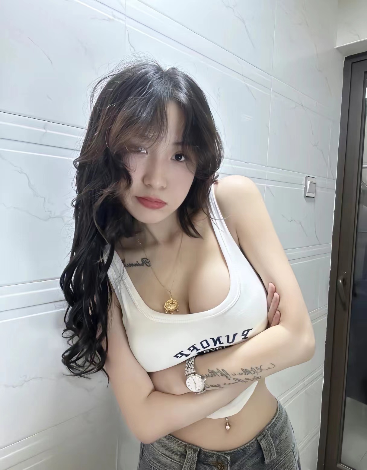 大胸很柔软，爽爆的一次体验