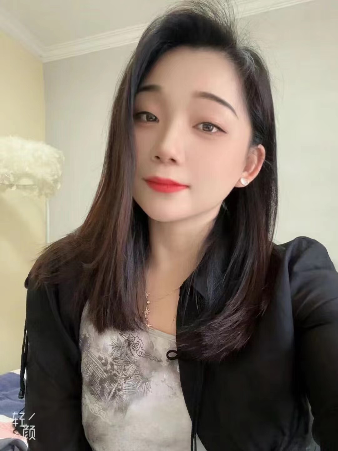 光谷白嫩小辣妹丽丽