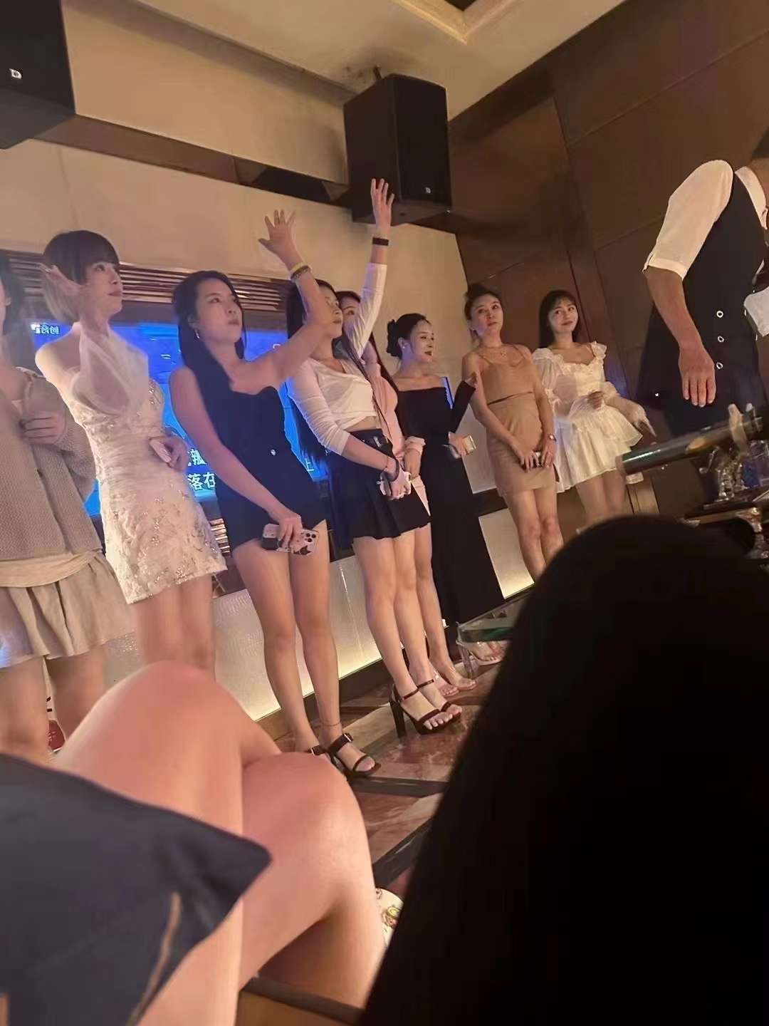 武汉特色ktv  点场