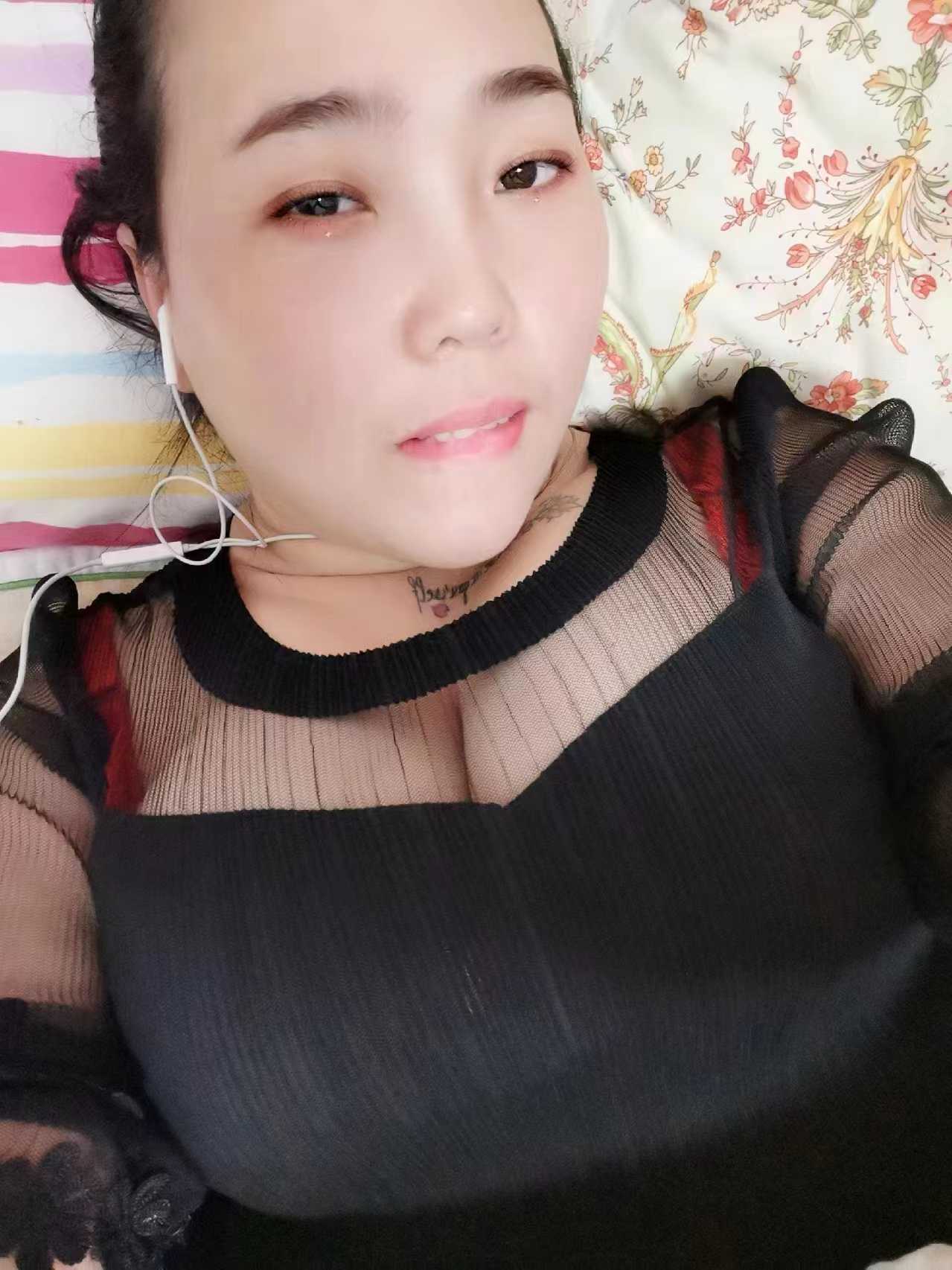 合水口巨乳姐姐小丽