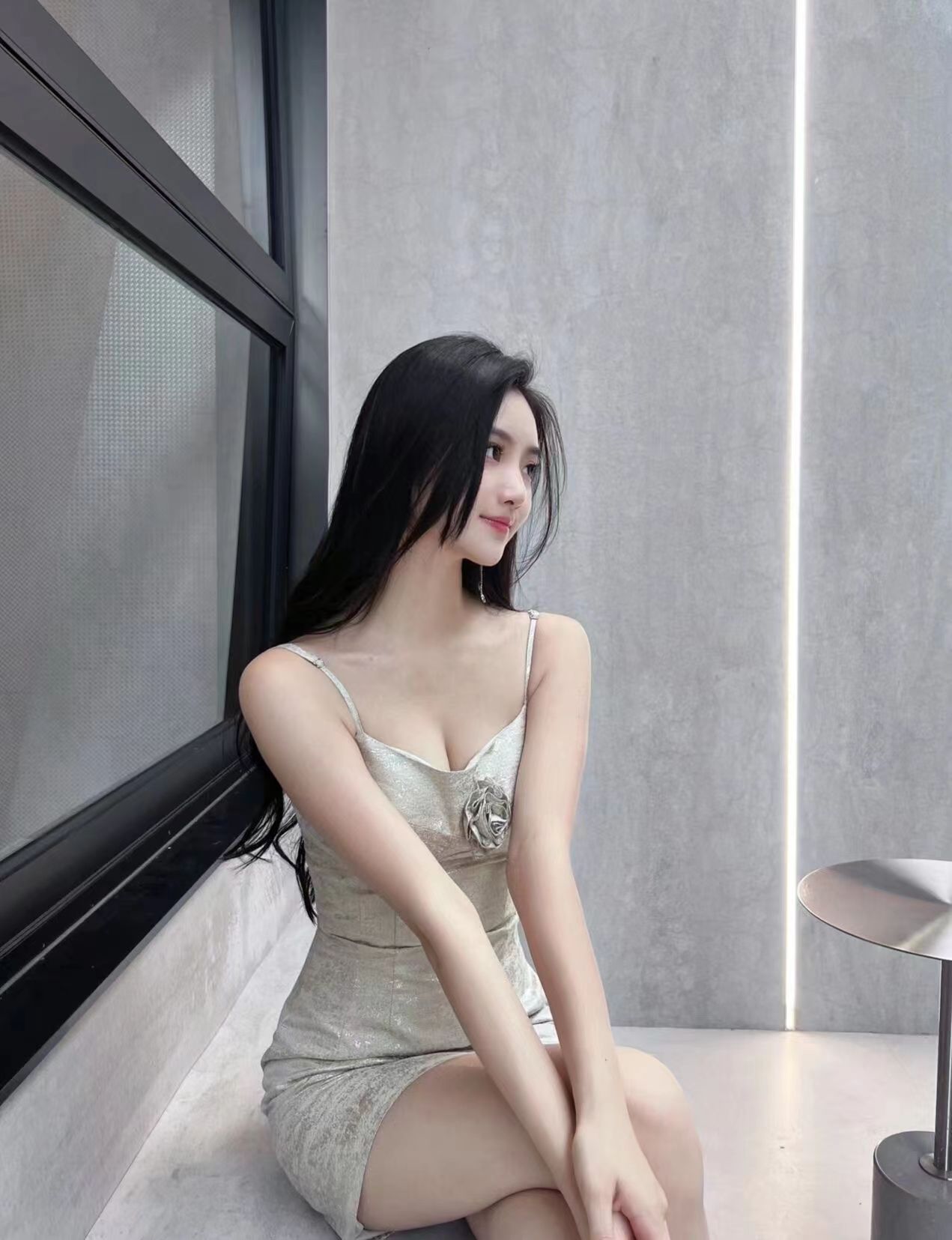 福田白嫩大长腿兼职玖儿