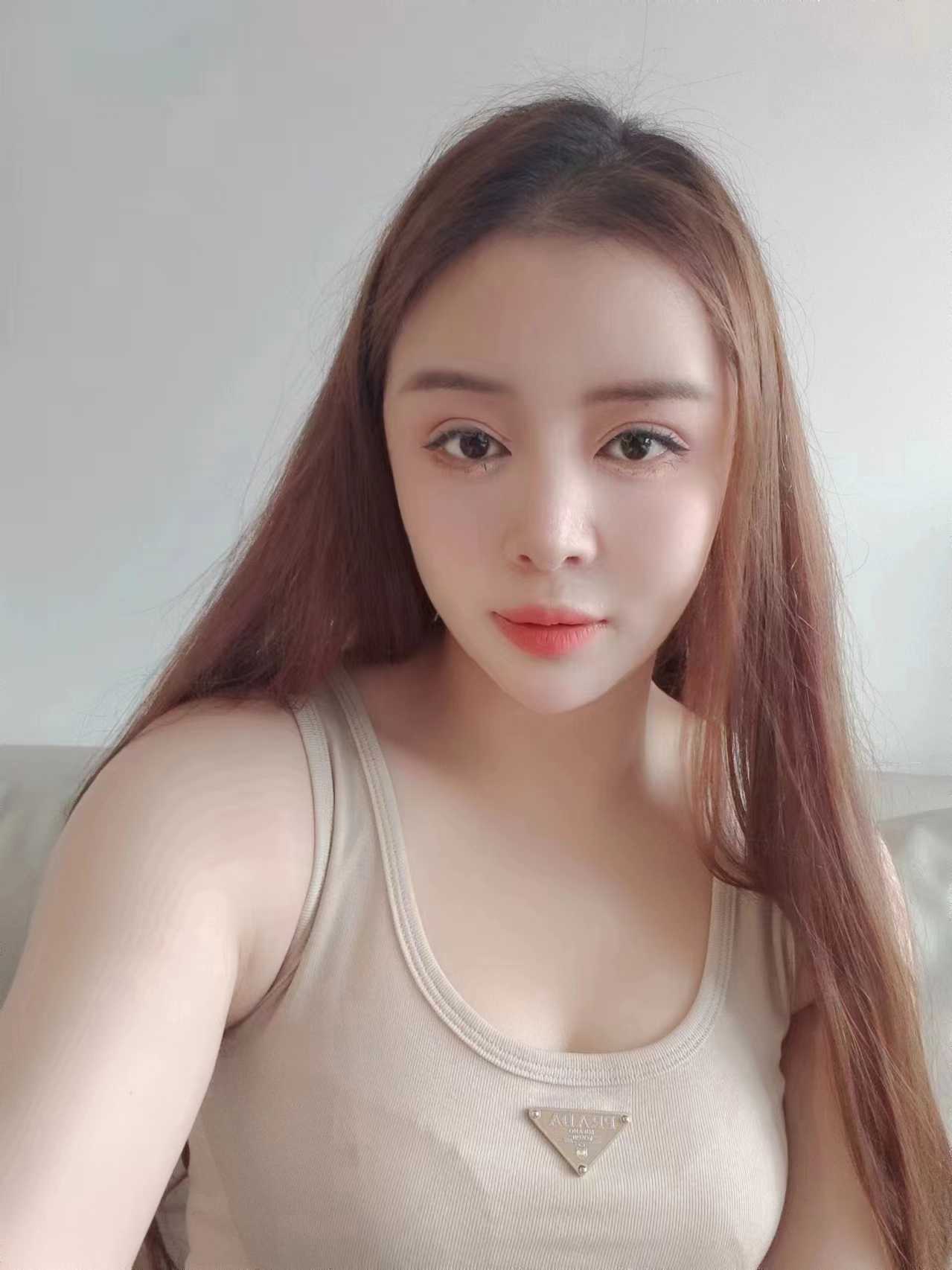 上城区白滑嫩大白兔莎莎