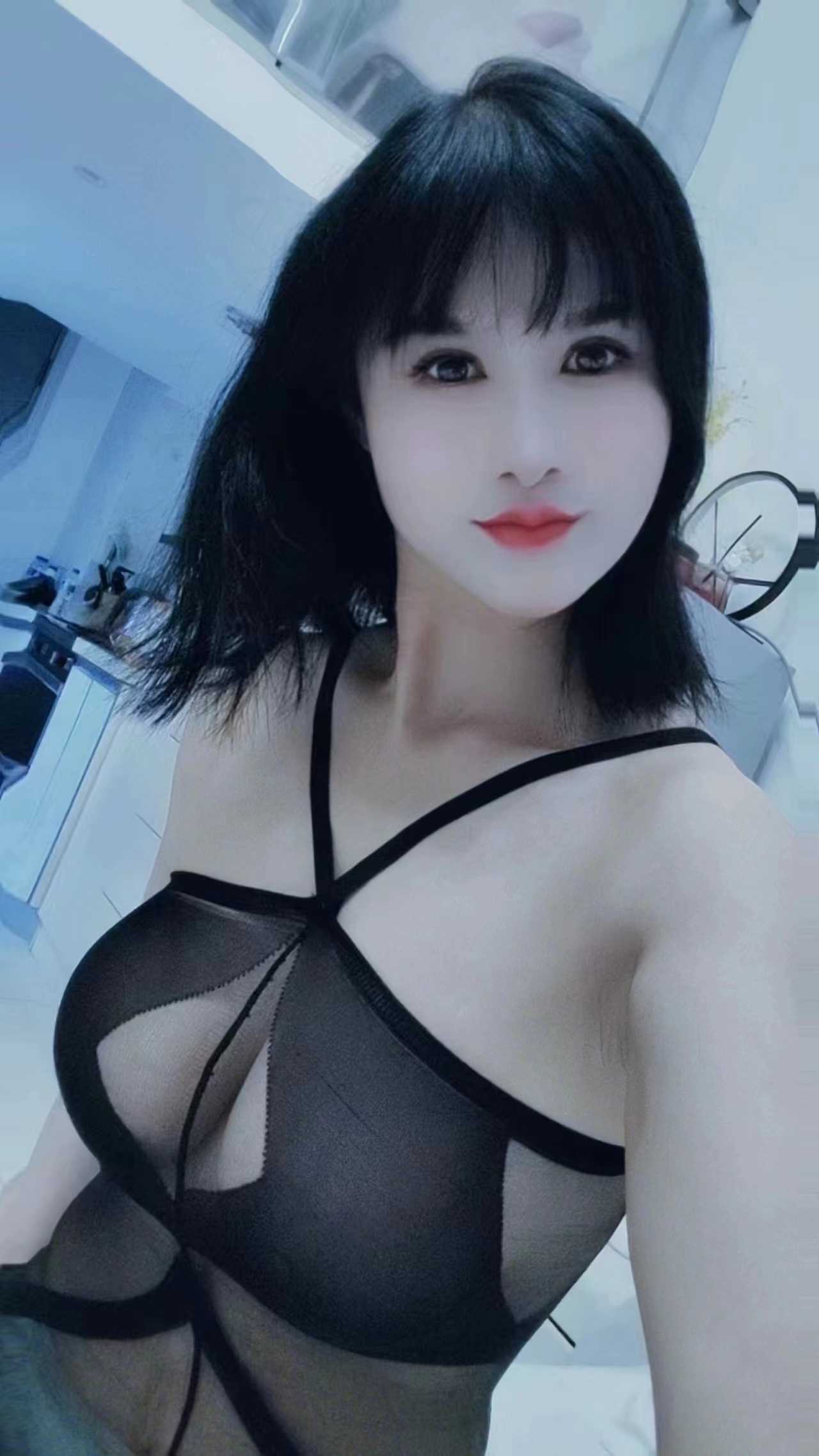 蜀山区丰满少妇中项