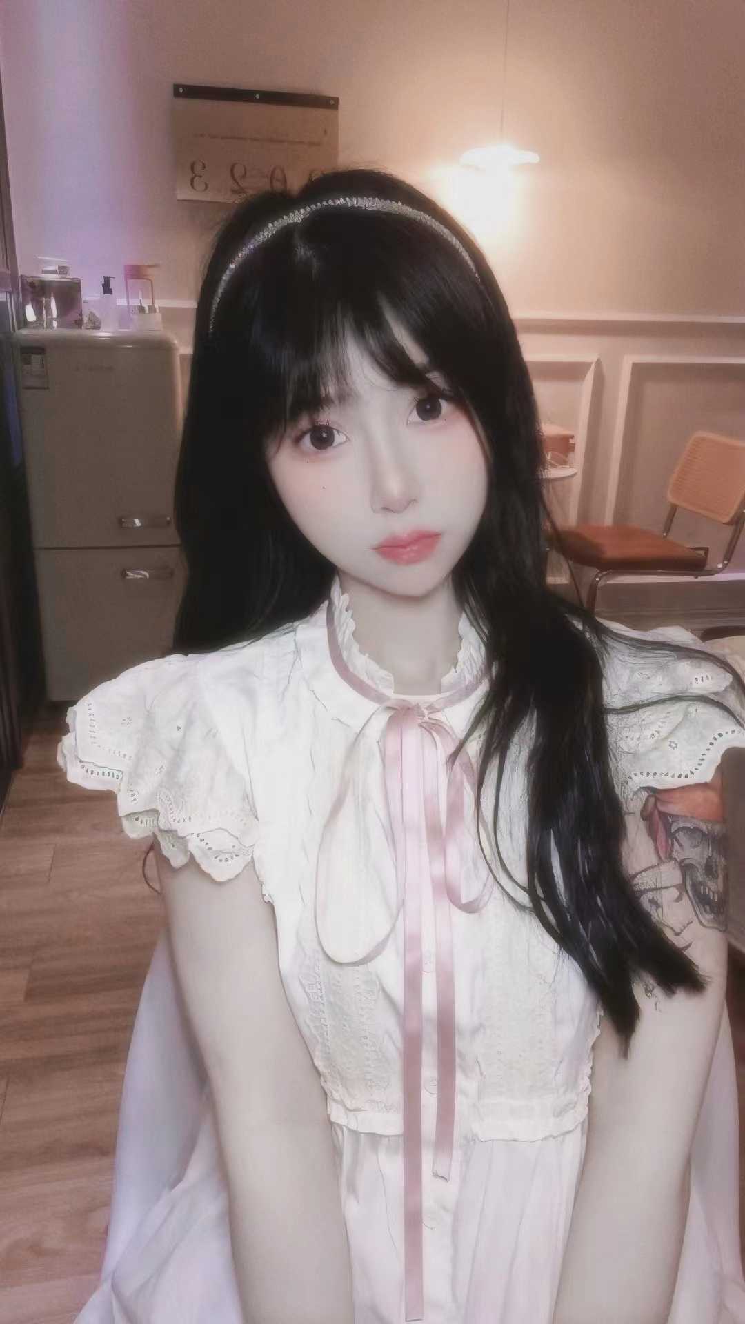 兼职小姐姐，漂亮性感