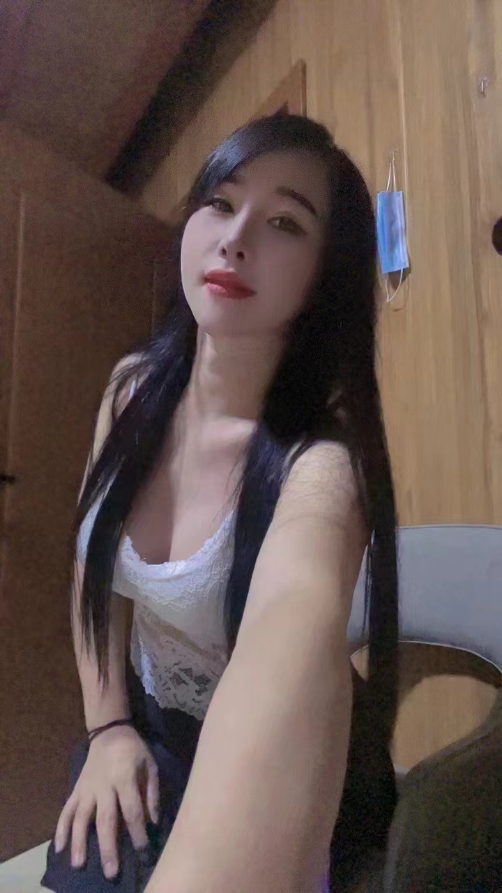 奉贤白嫩甜妹琳琳