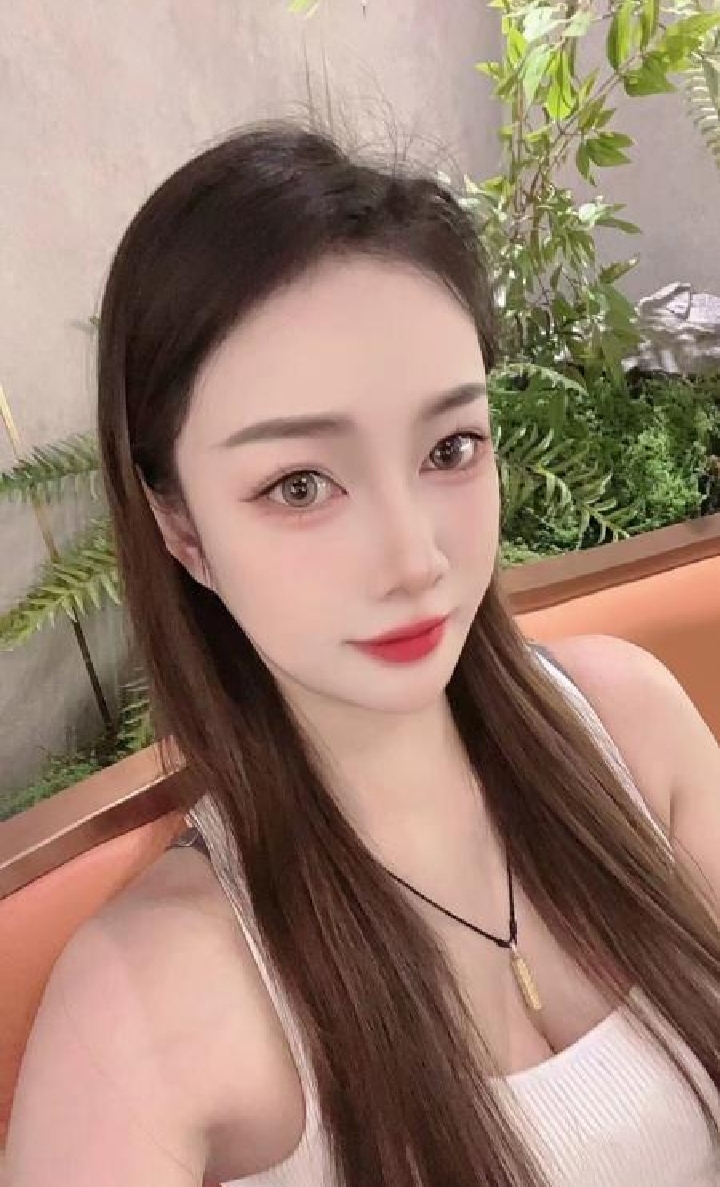 拱墅服务系气质小美女