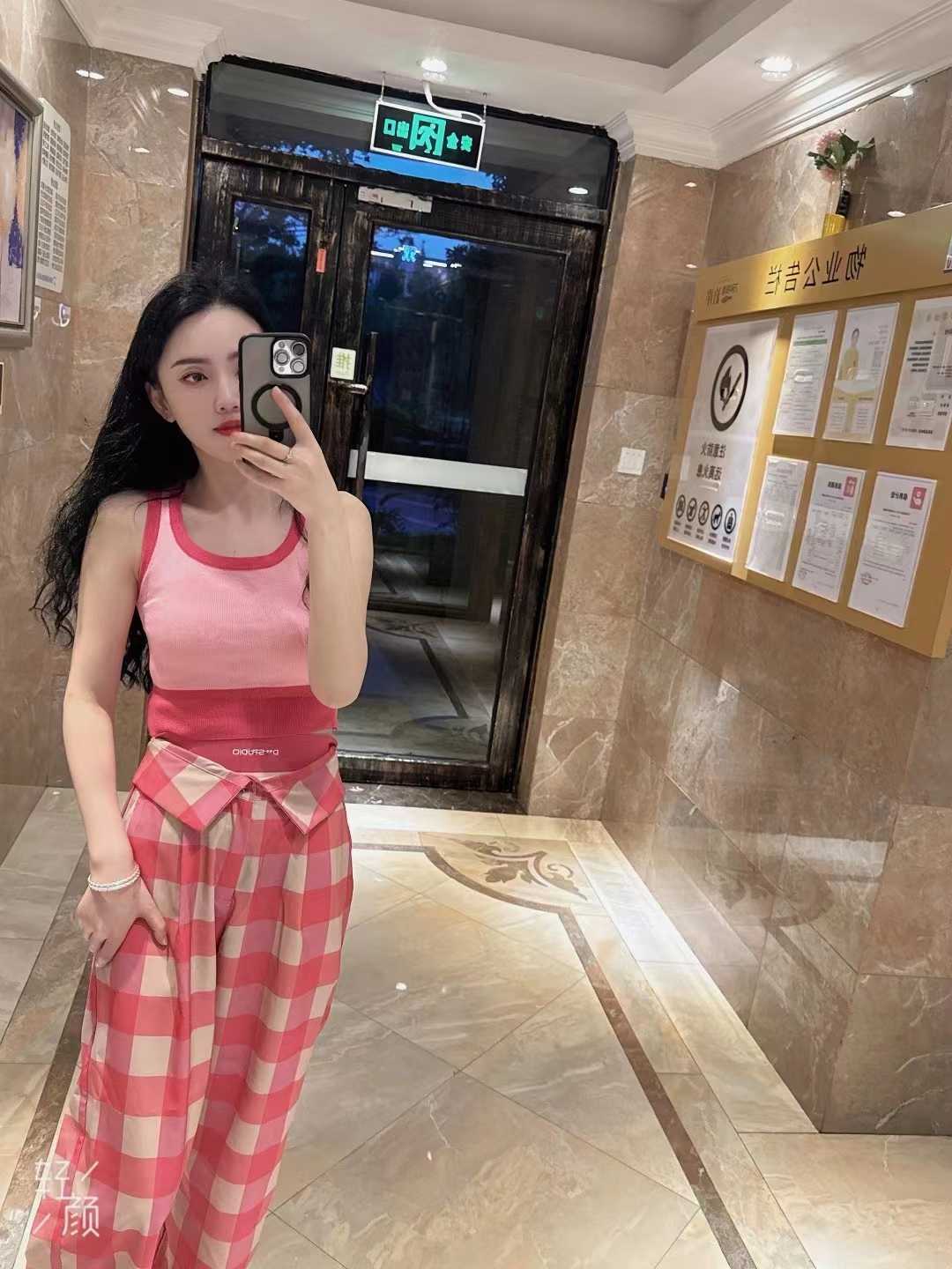 西山区年轻漂亮小姐姐