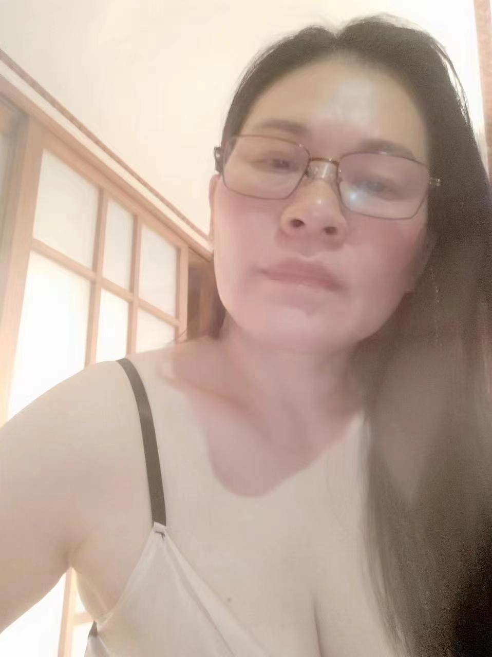 广东省广州市大奶少妇