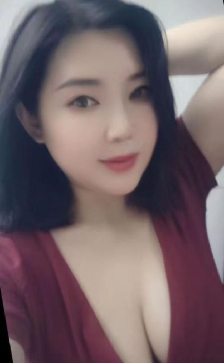 瑶海白嫩诱人小姐姐乐乐