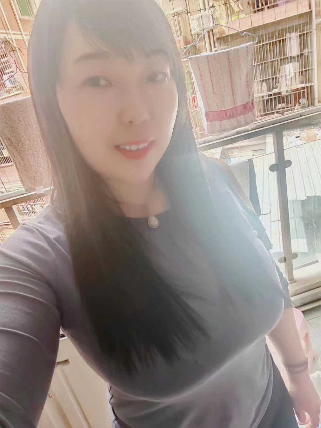 合水口妩媚丰满少妇小丽