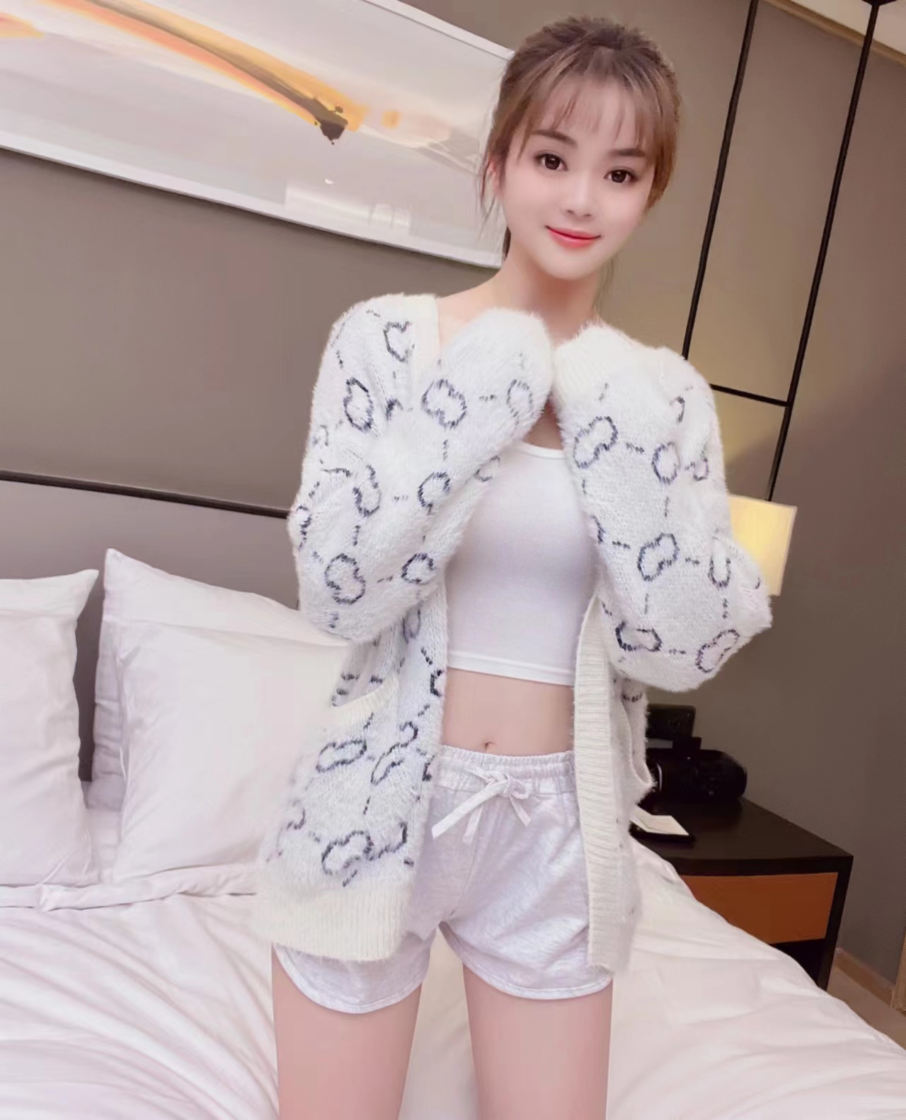 爱笑的妹妹，甜甜的