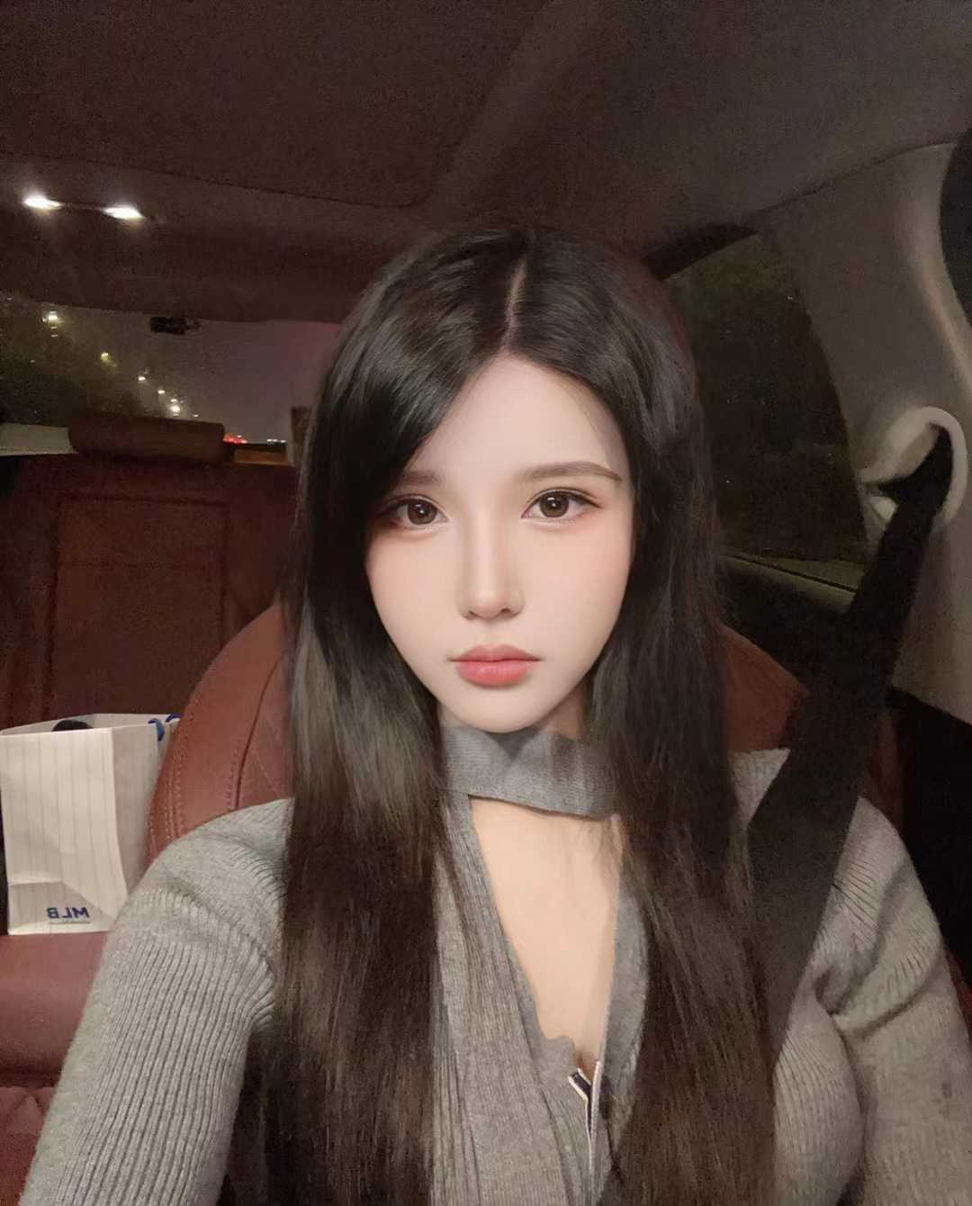 珠江新城惹火美妞米亚