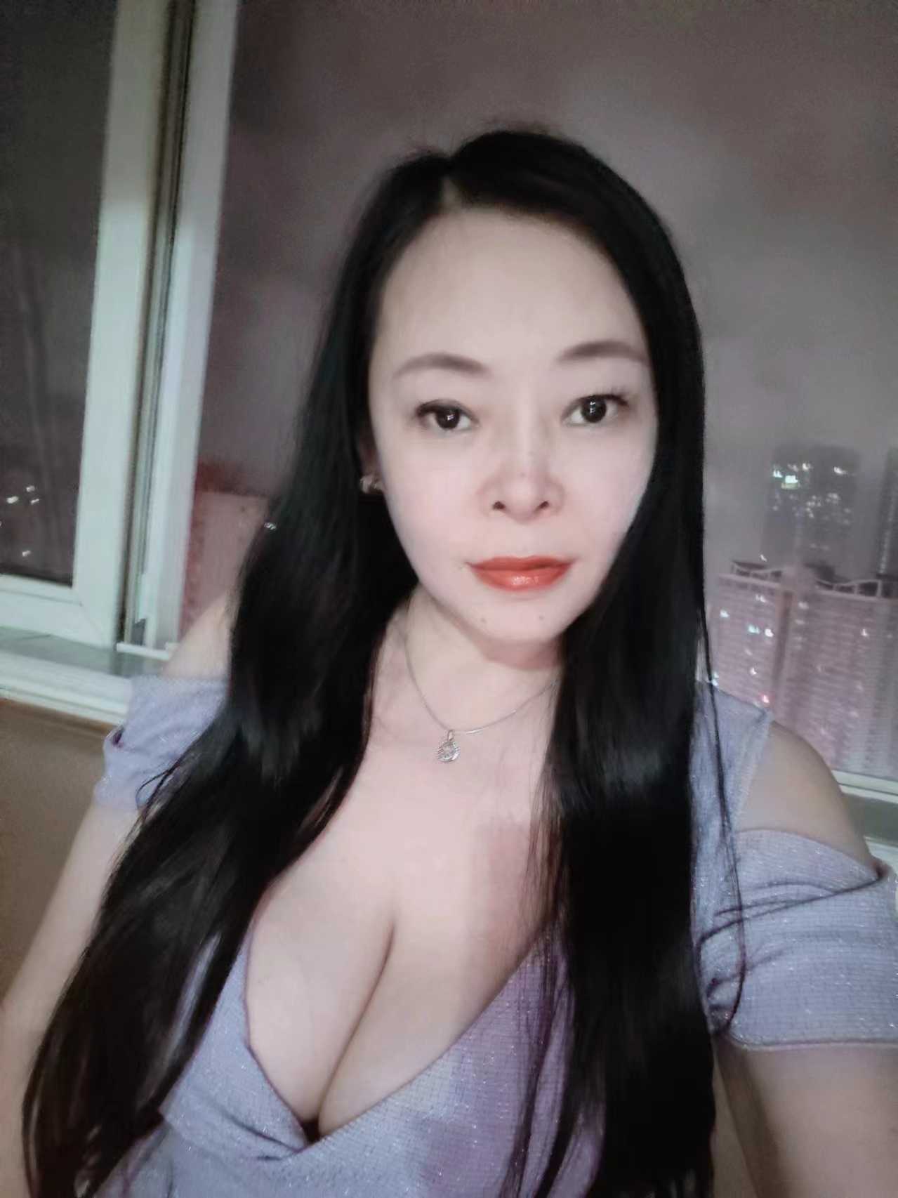 沙区丰润少妇莉莉