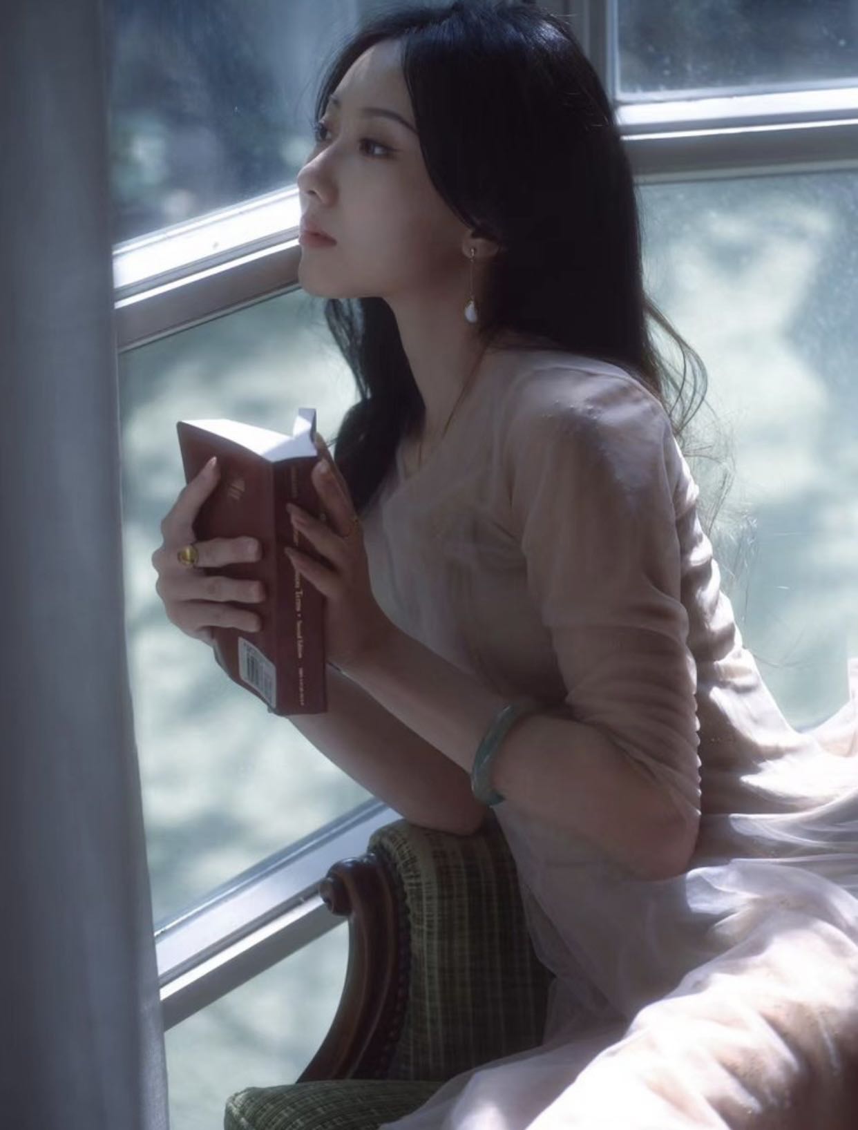 00年气质嫩妹