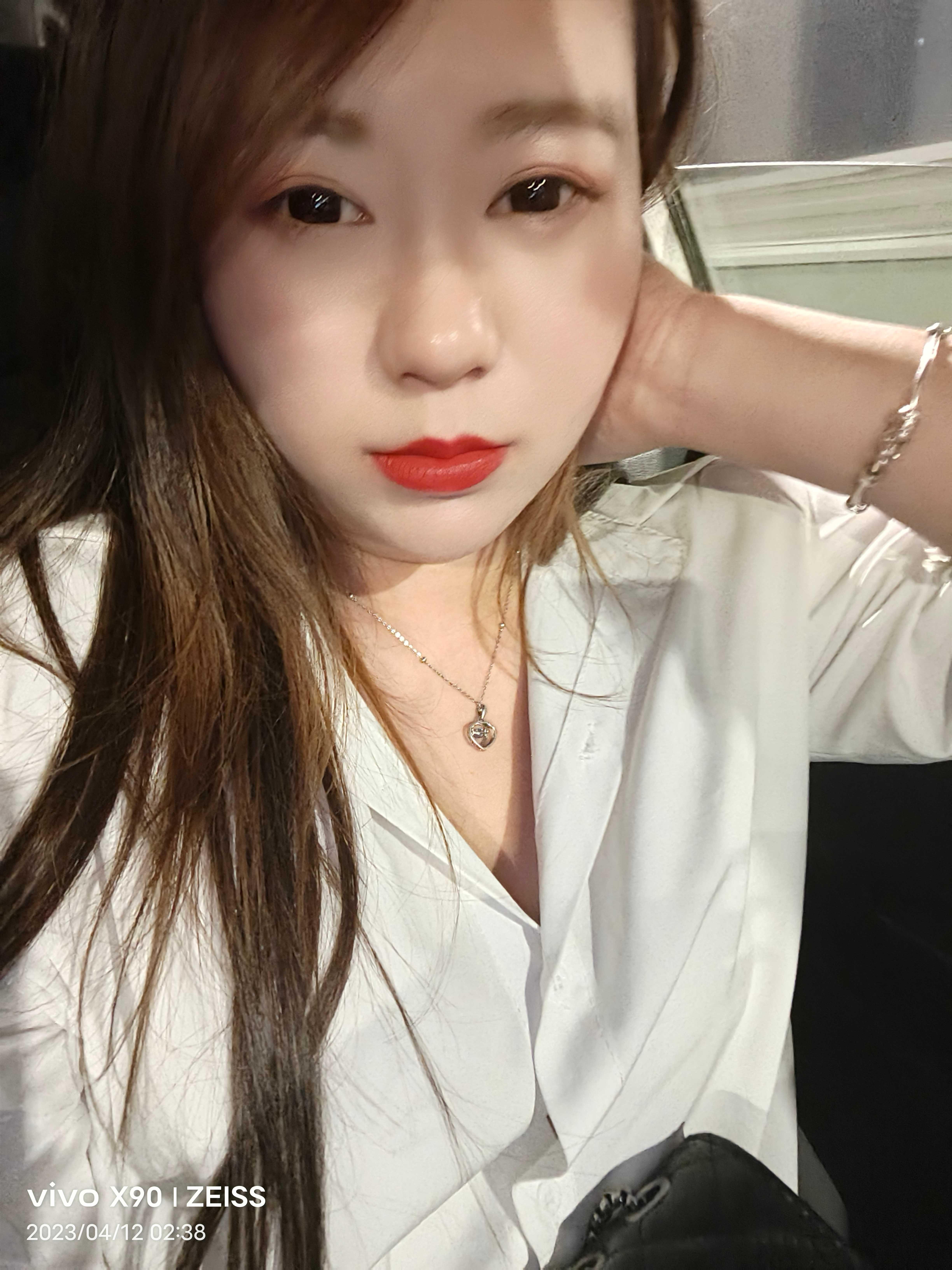 向阳佳苑丰满大白兔艳子