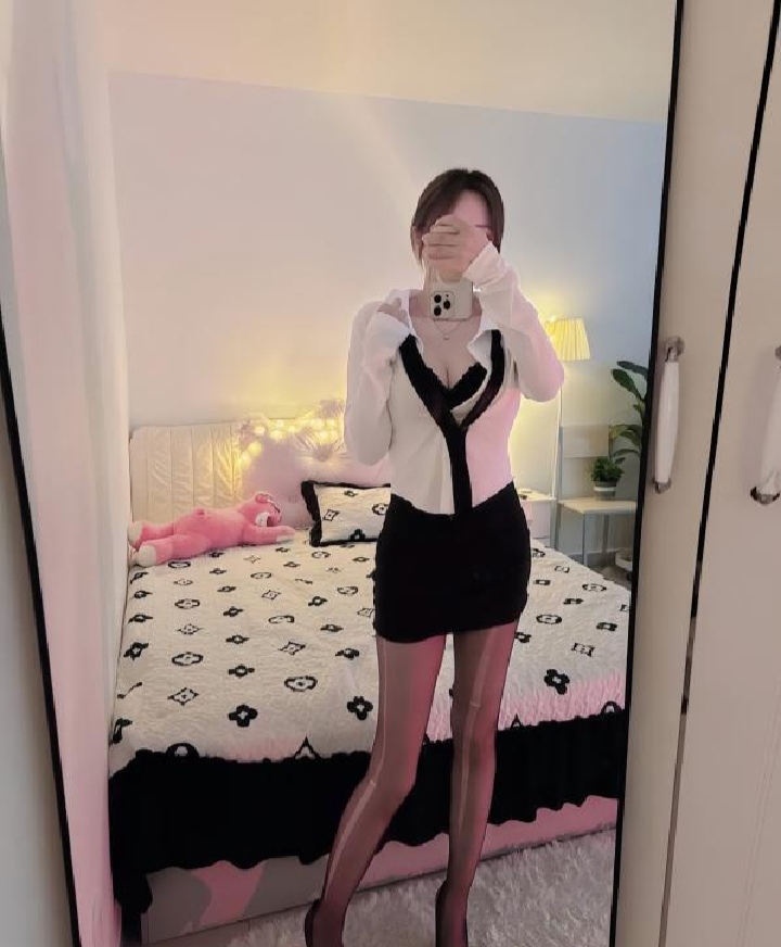 武侯区黑丝情趣兔兔