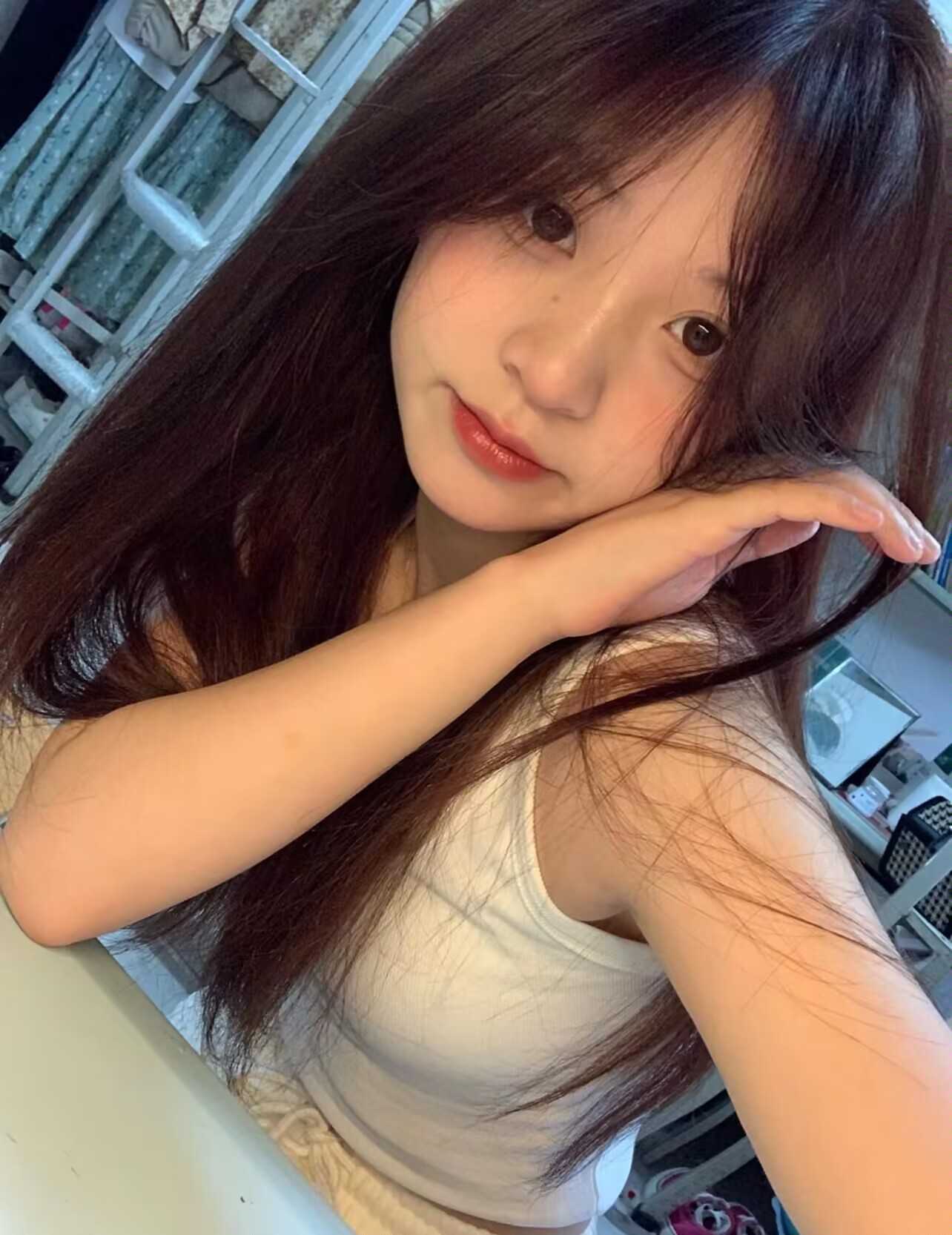 kh一流年轻甜妹糖糖