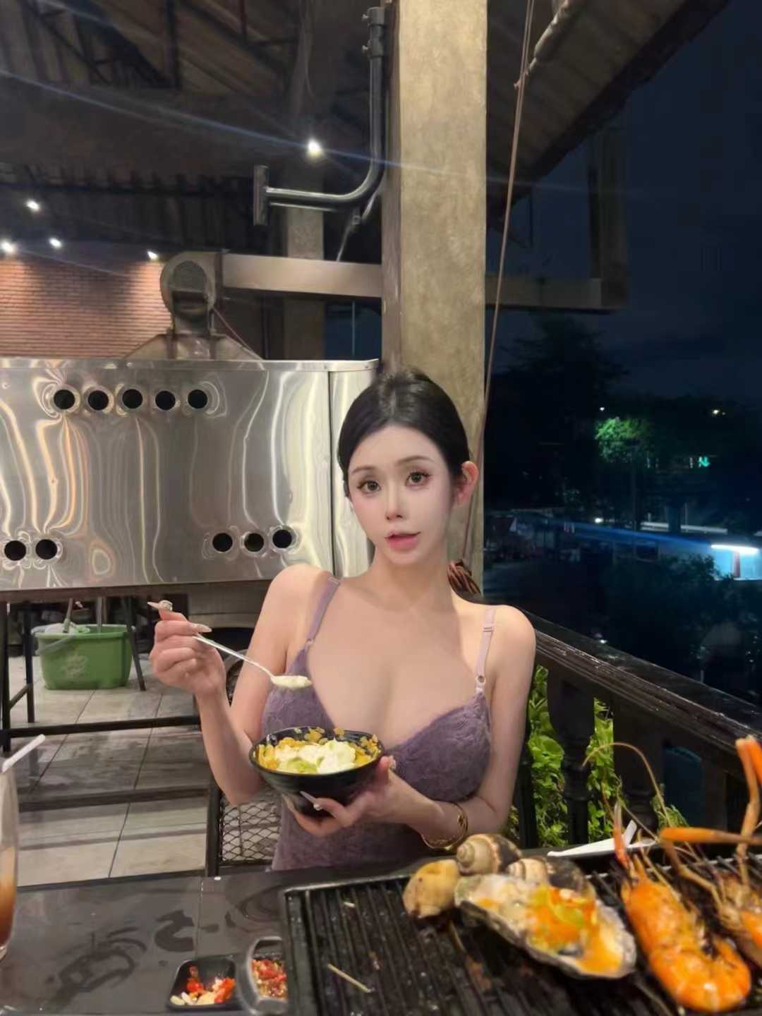 昆山惹火小狐狸