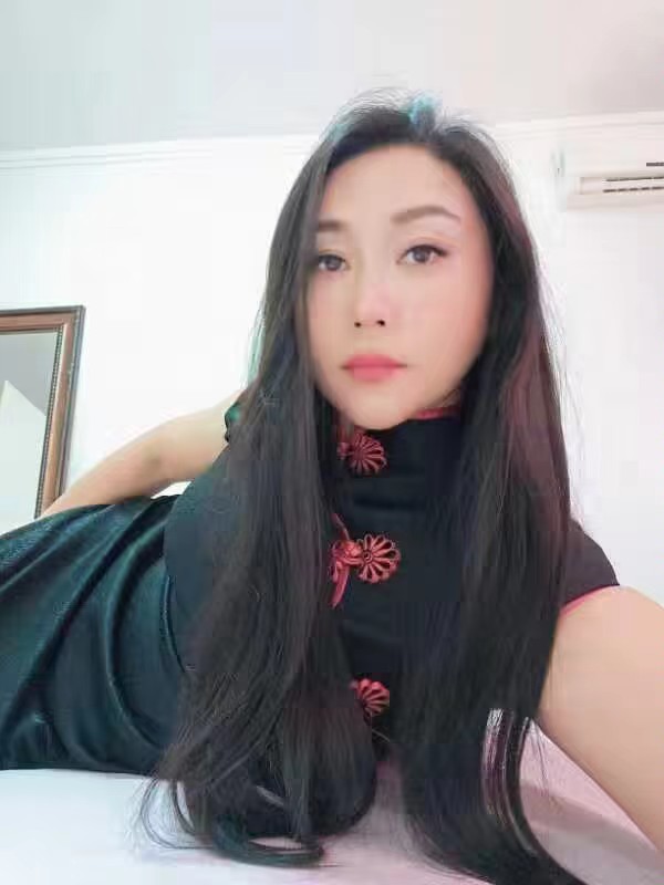 云峰北街韵味少妇小美