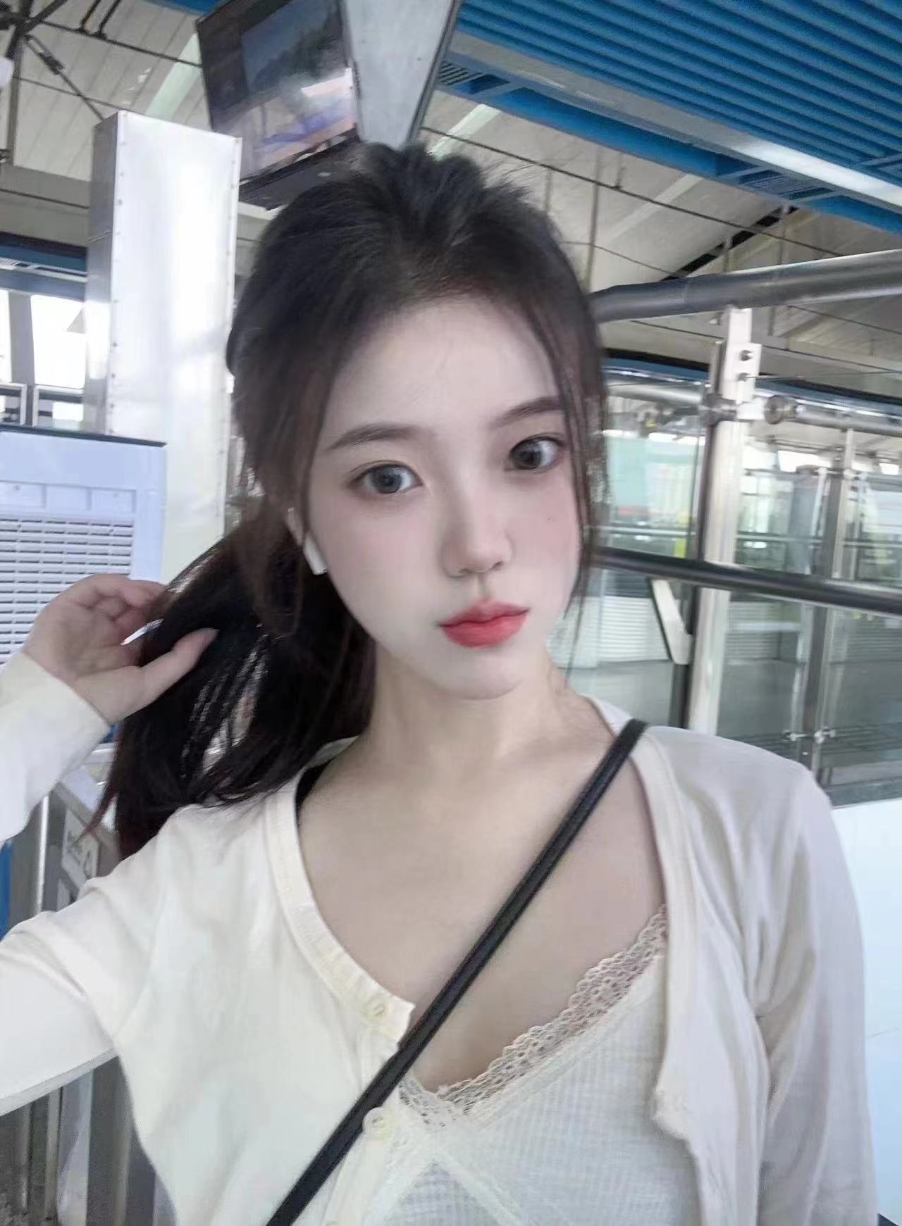 朝阳白嫩甜妹高老师