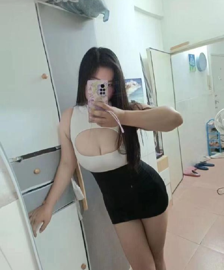 宝安丰满小甜甜